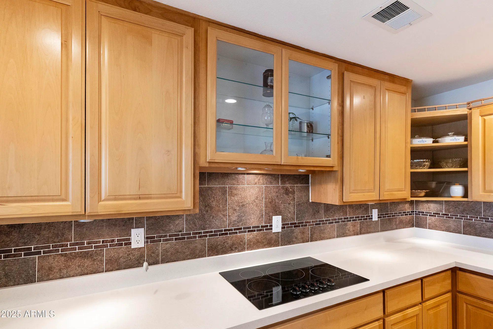 Property Slideshow image 7 of 52 | 1142 s 81st pl, Mesa, AZ, 85208