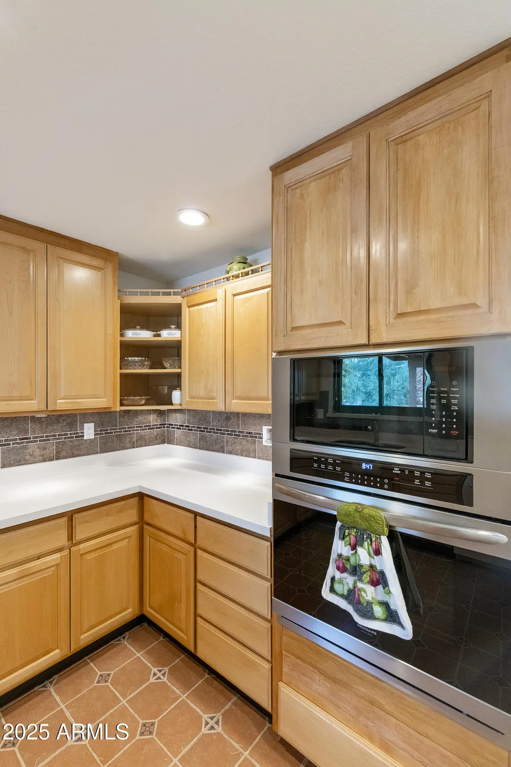 Property Slideshow image 8 of 52 | 1142 s 81st pl, Mesa, AZ, 85208