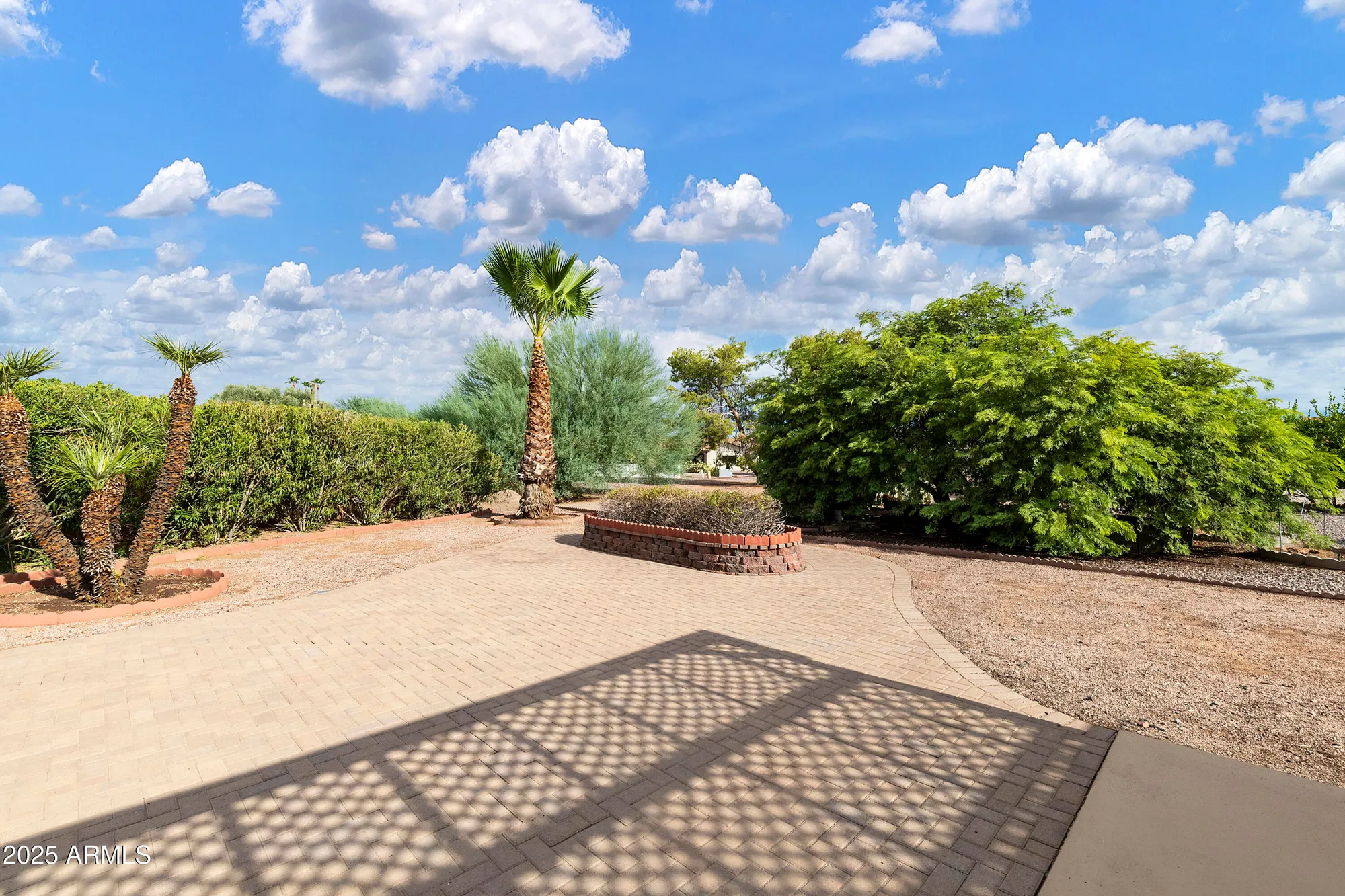 Property Slideshow image 31 of 52 | 1142 s 81st pl, Mesa, AZ, 85208