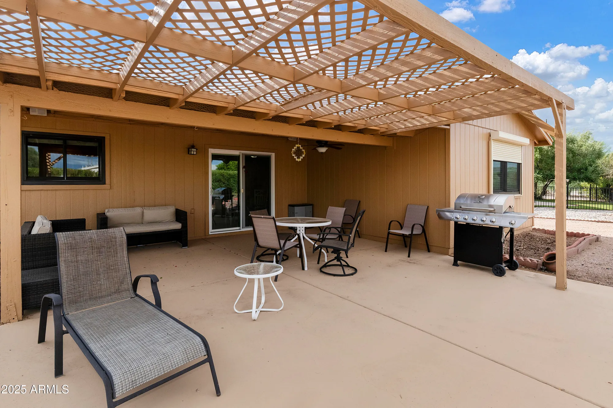 Property Slideshow image 26 of 52 | 1142 s 81st pl, Mesa, AZ, 85208