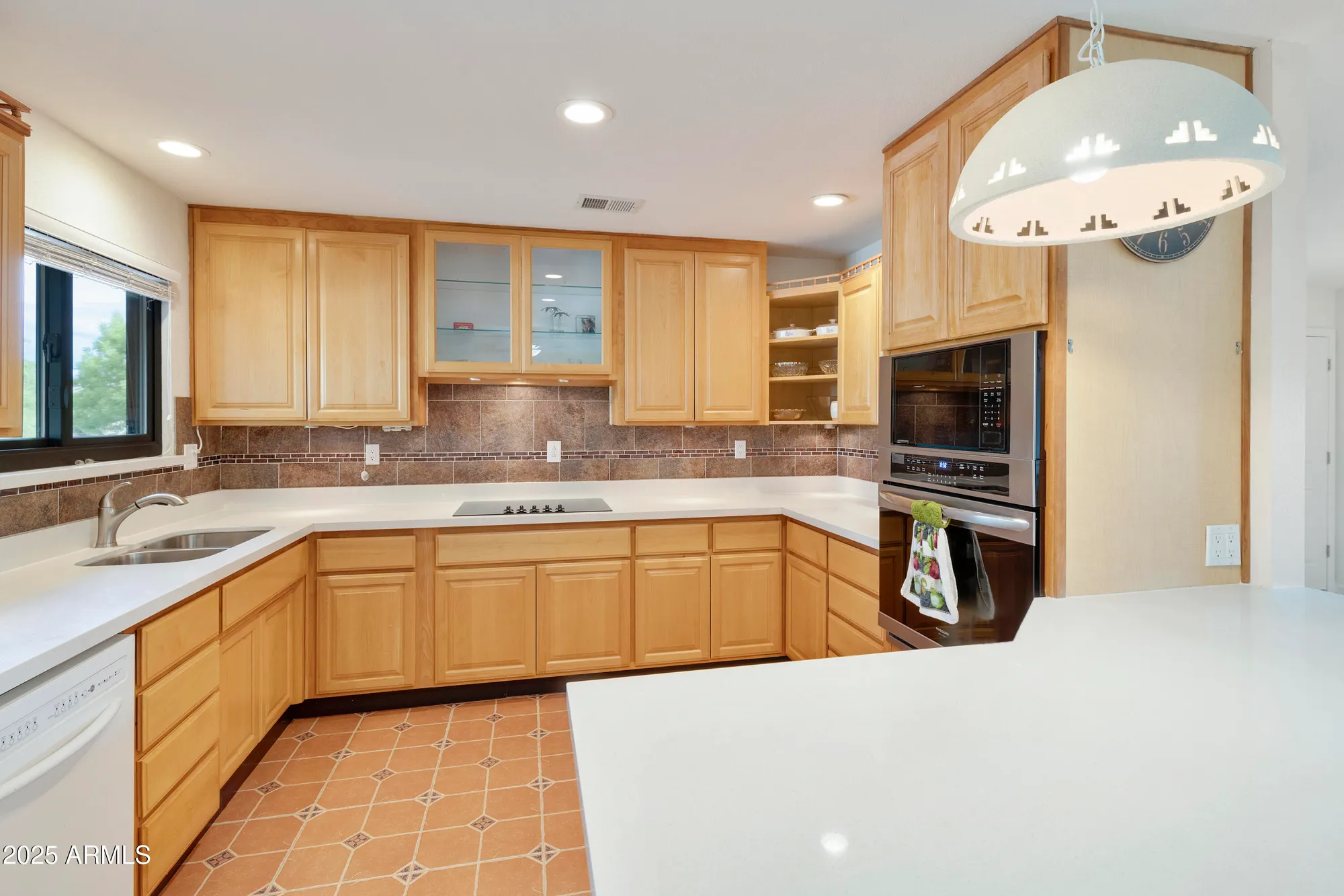 Property Slideshow image 4 of 52 | 1142 s 81st pl, Mesa, AZ, 85208