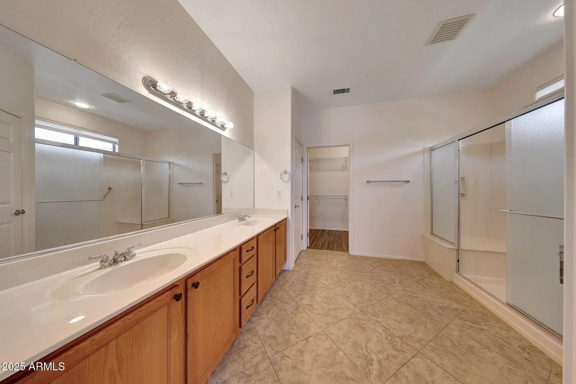 Property Slideshow image 23 of 42 | 16348 w badger pass ln, Surprise, AZ, 85387