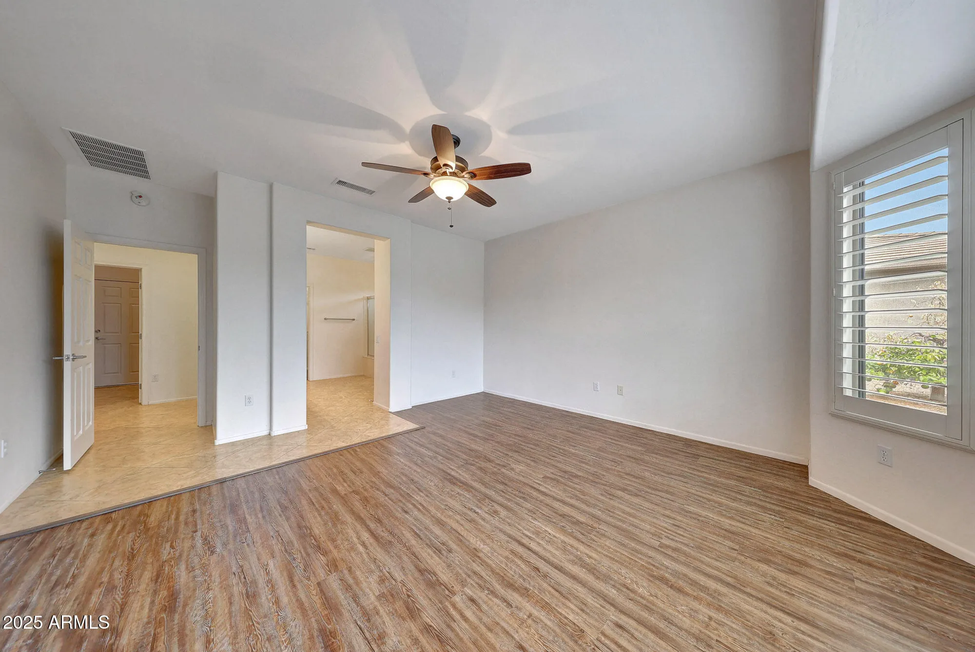 Property Slideshow image 20 of 42 | 16348 w badger pass ln, Surprise, AZ, 85387