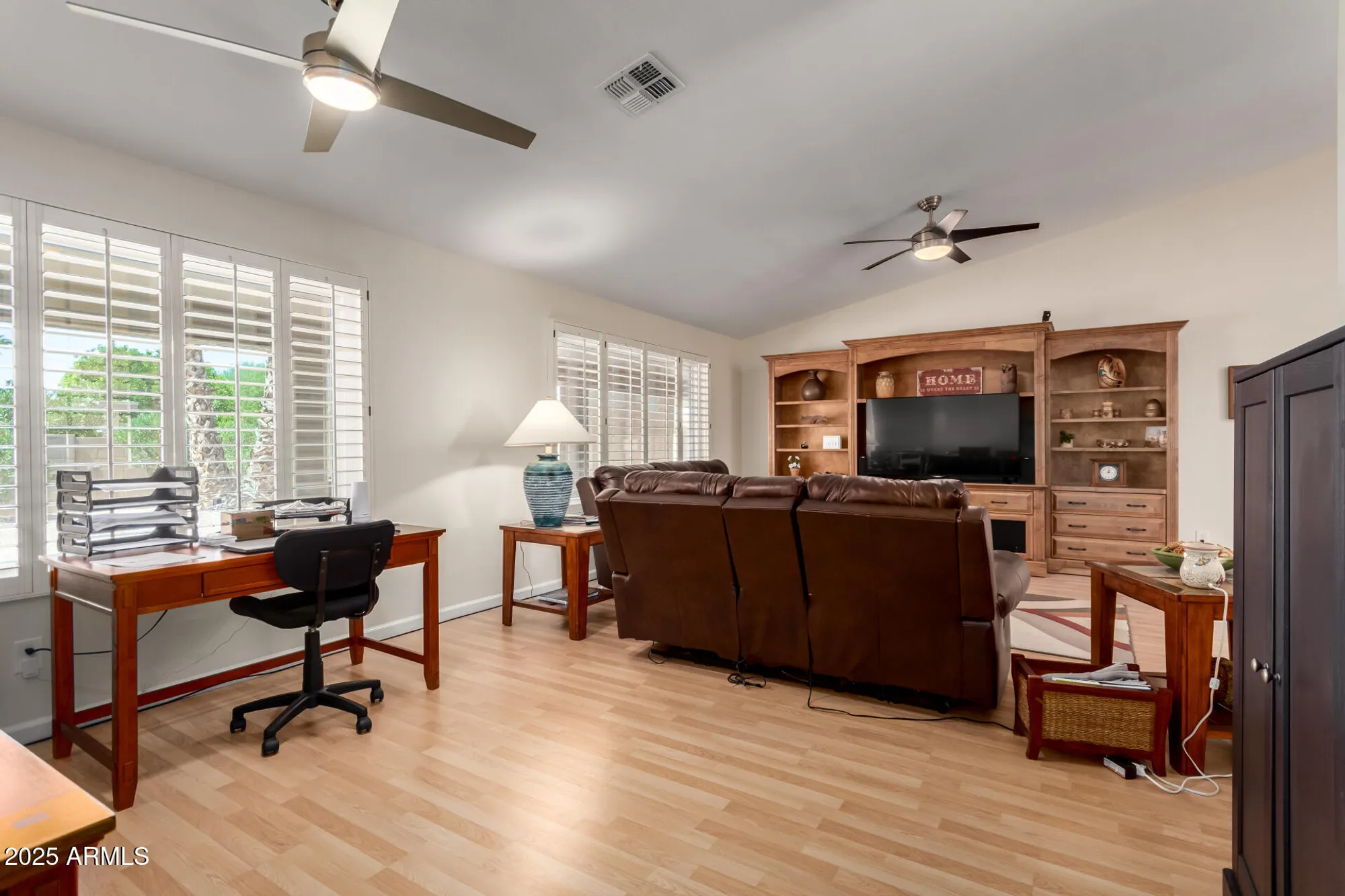 Property Slideshow image 10 of 40 | 26038 s saddletree dr, Sun Lakes, AZ, 85248