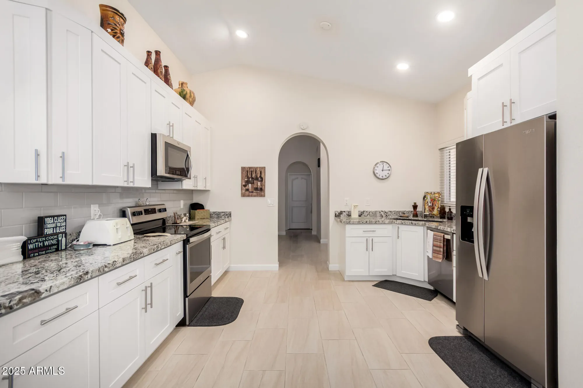 Property Slideshow image 13 of 40 | 26038 s saddletree dr, Sun Lakes, AZ, 85248