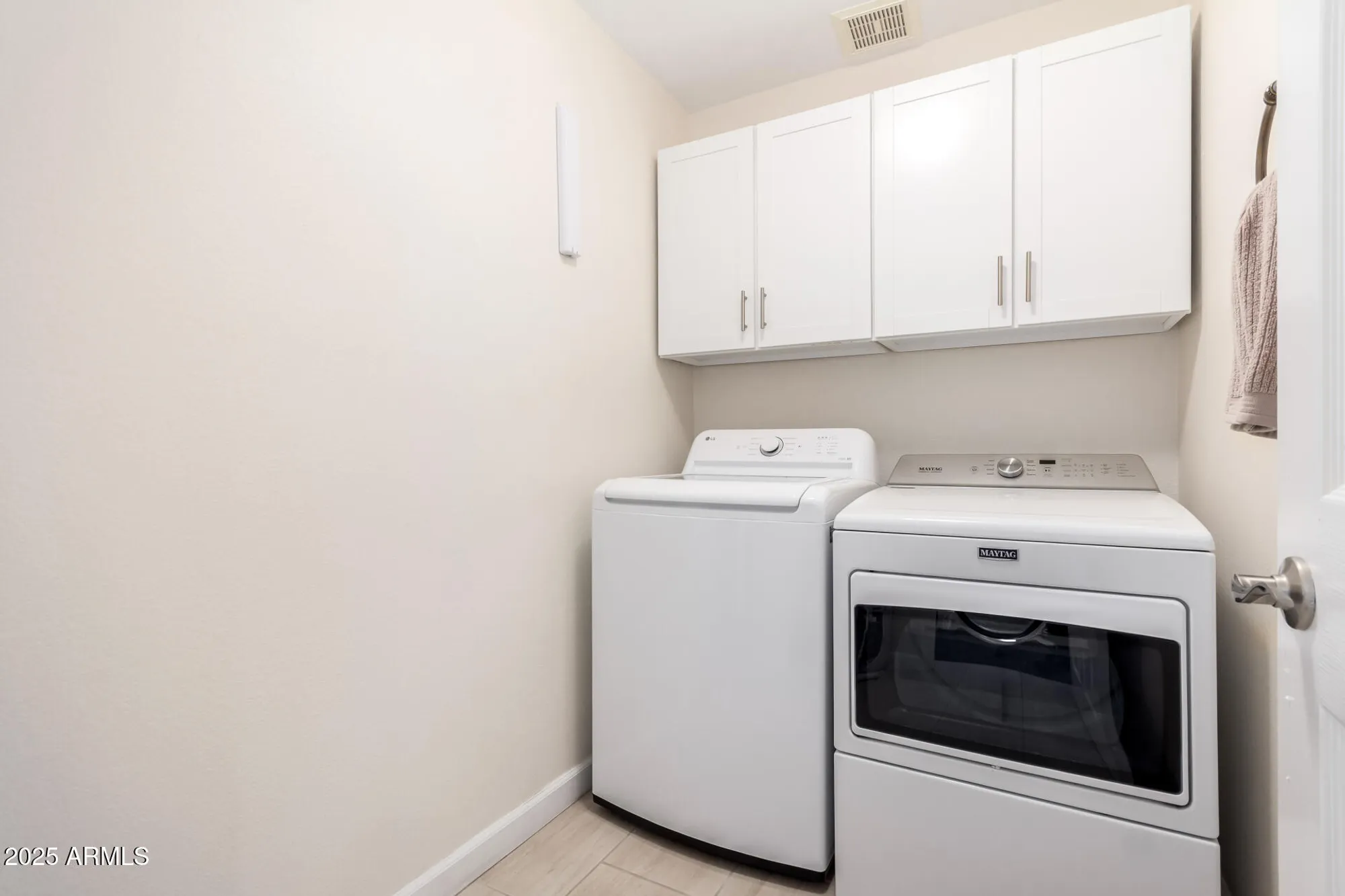 Property Slideshow image 24 of 40 | 26038 s saddletree dr, Sun Lakes, AZ, 85248