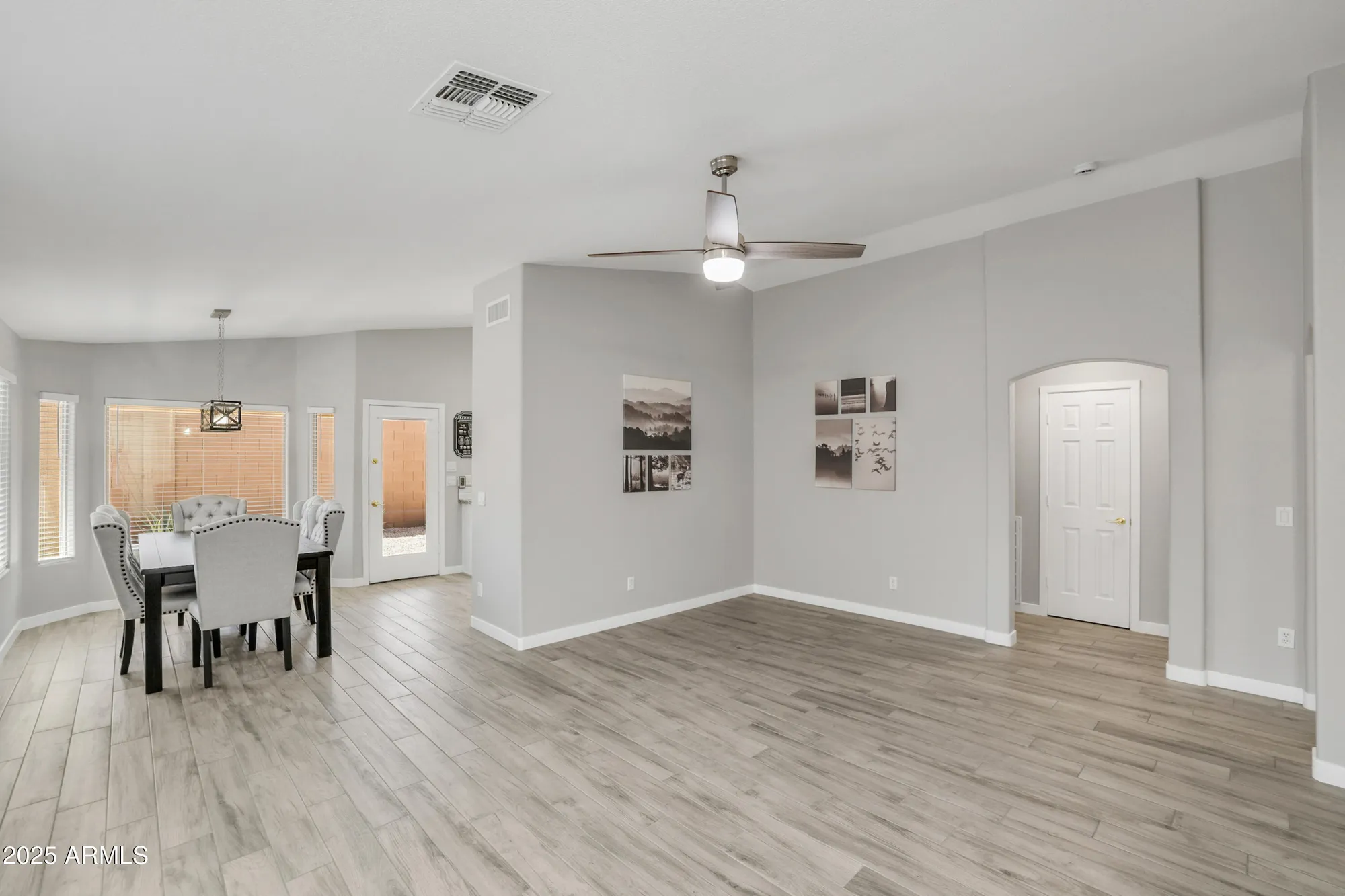 Property Slideshow image 2 of 28 | 3509 e hazeltine way, Chandler, AZ, 85249