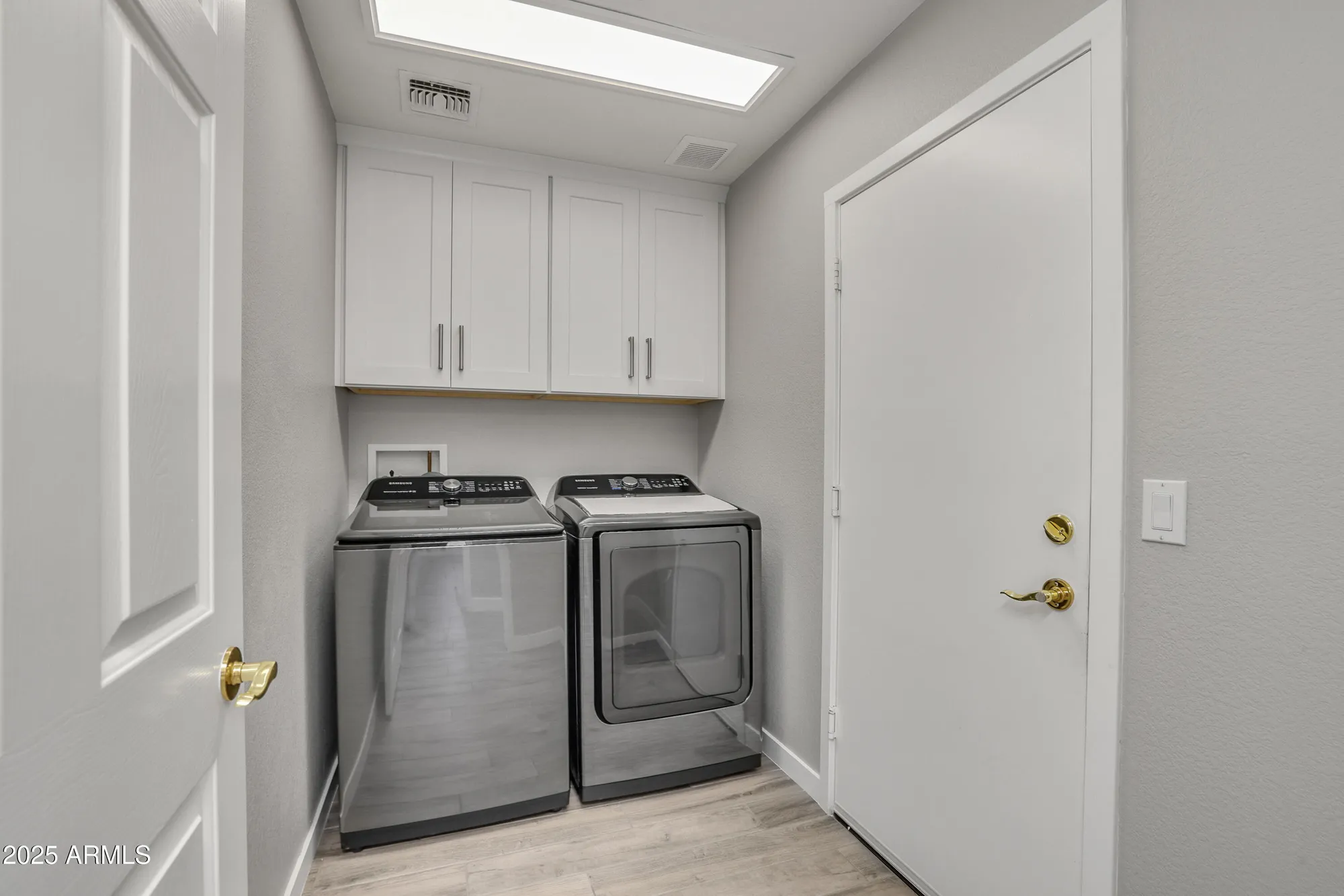 Property Slideshow image 13 of 28 | 3509 e hazeltine way, Chandler, AZ, 85249