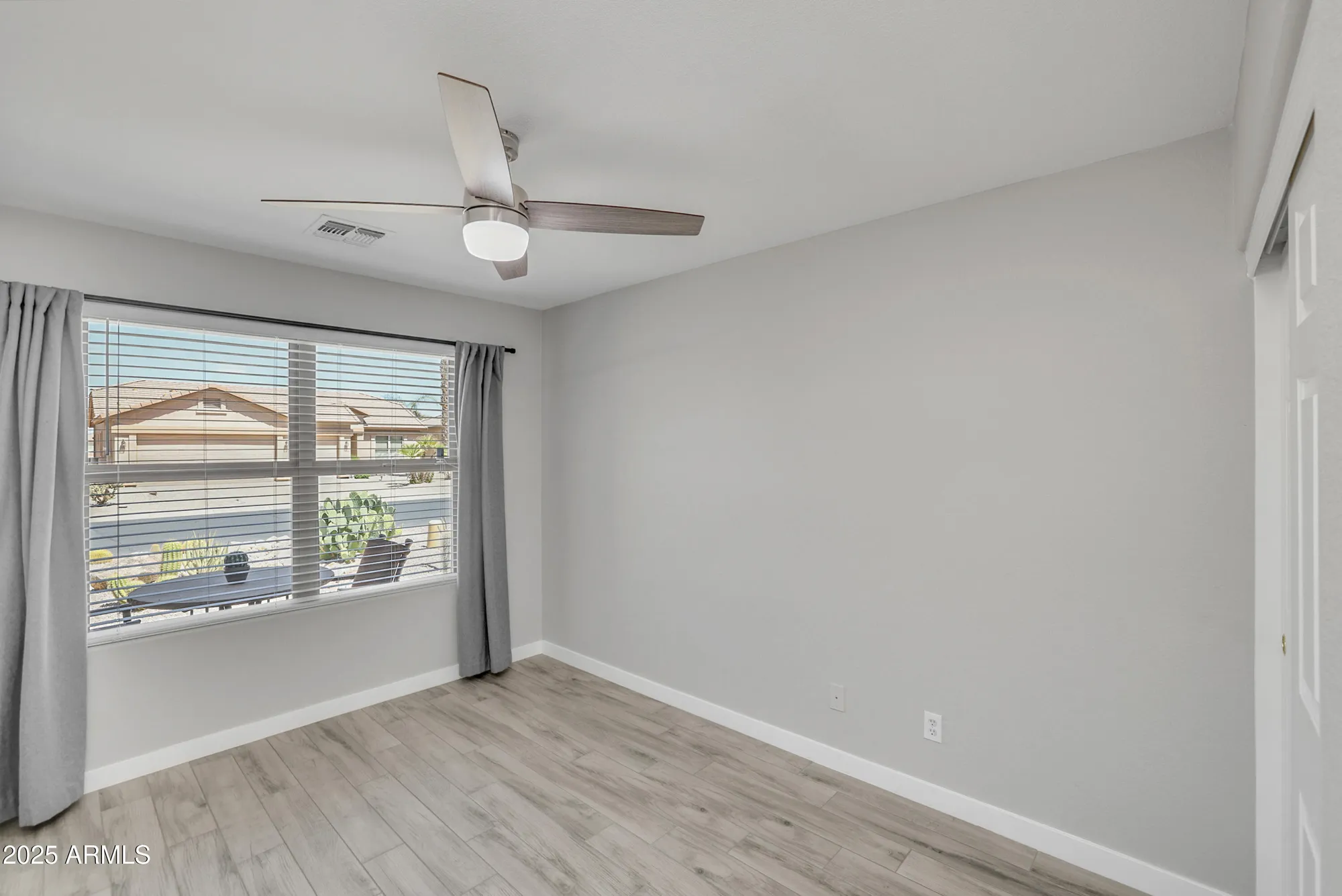 Property Slideshow image 10 of 28 | 3509 e hazeltine way, Chandler, AZ, 85249