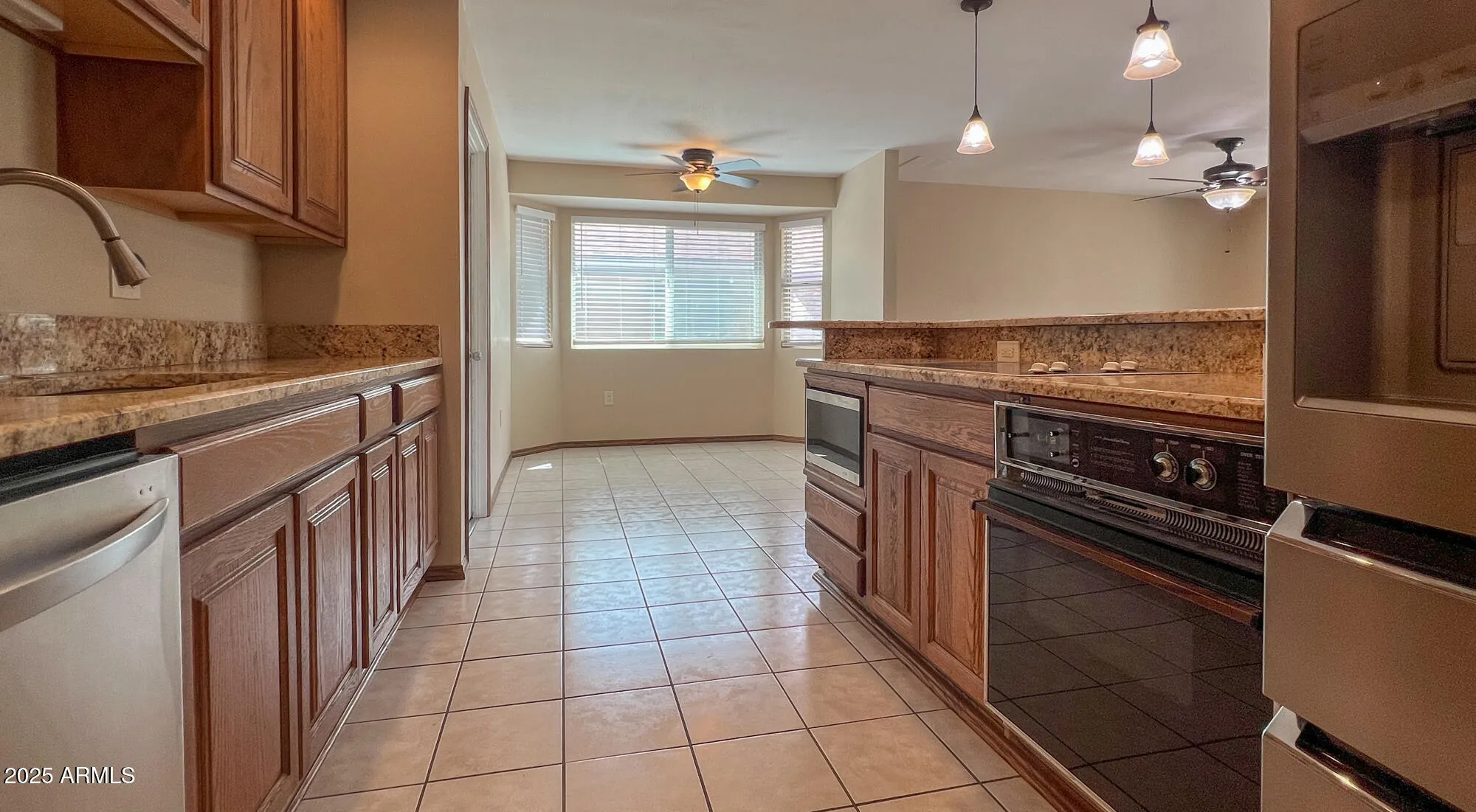 Property Slideshow image 17 of 51 | 18834 n 130th ave, Sun City West, AZ, 85375