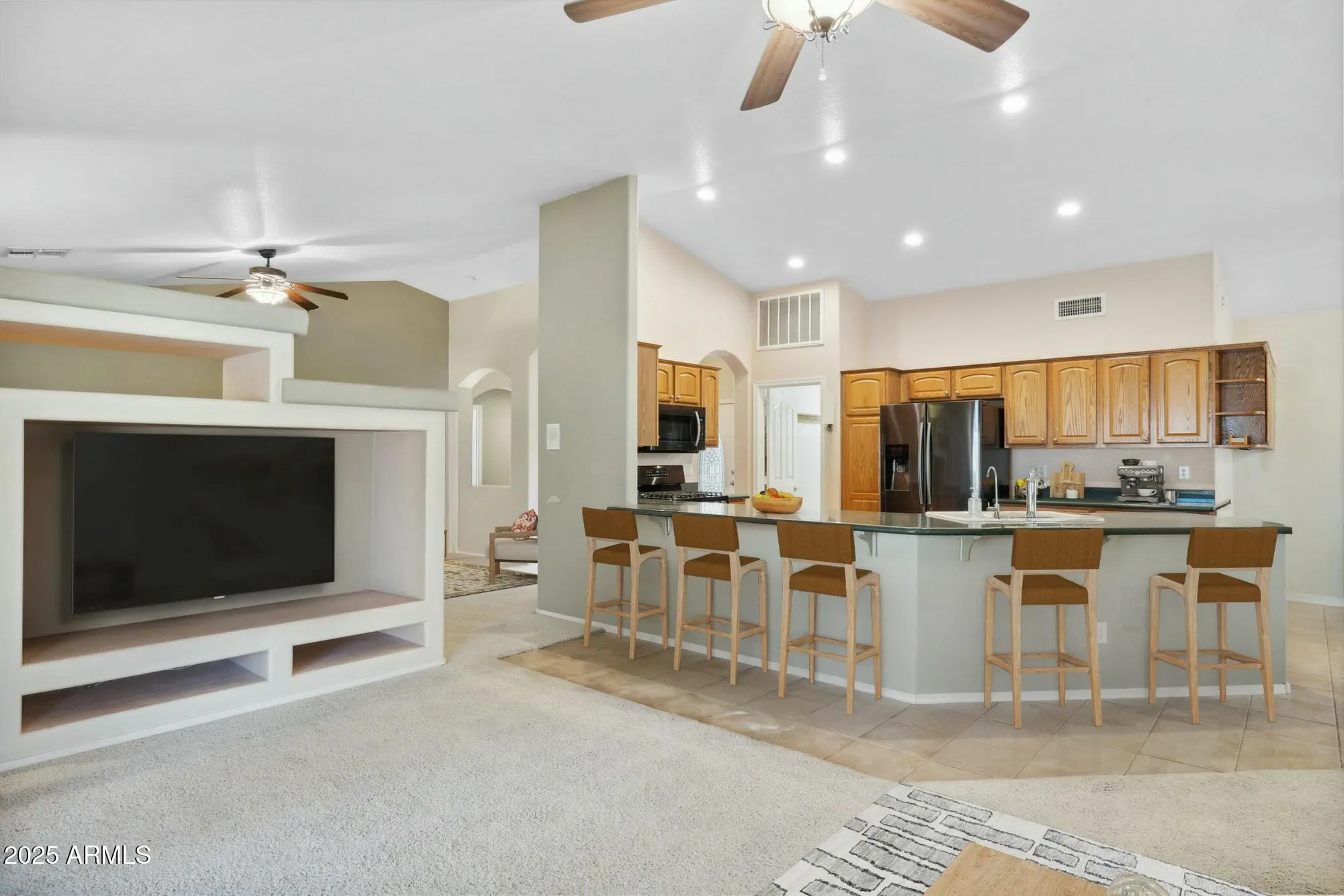 Property Slideshow image 14 of 45 | 15758 w edgemont ave, Goodyear, AZ, 85395