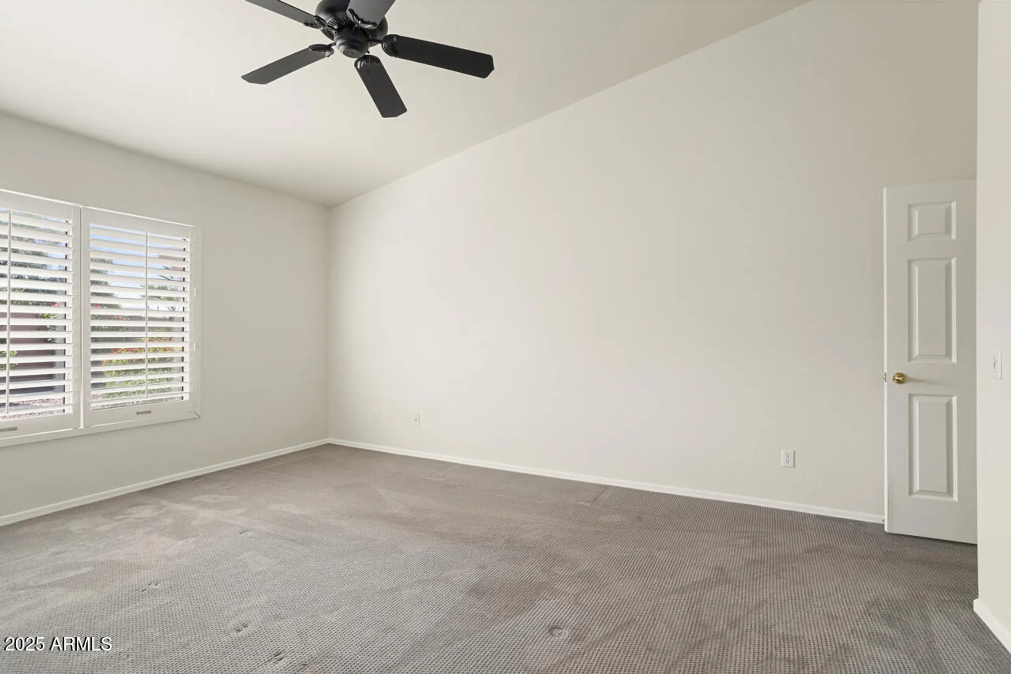 Property Slideshow image 21 of 43 | 14717 w avalon dr, Goodyear, AZ, 85395