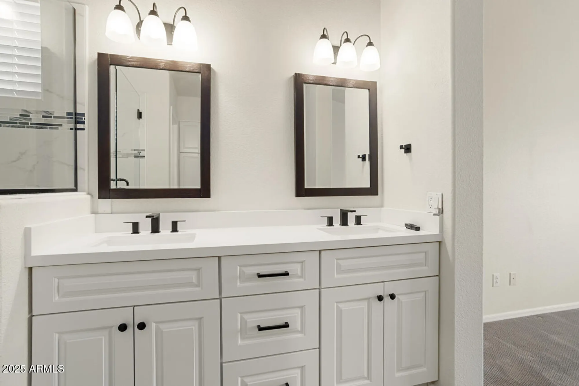 Property Slideshow image 23 of 43 | 14717 w avalon dr, Goodyear, AZ, 85395