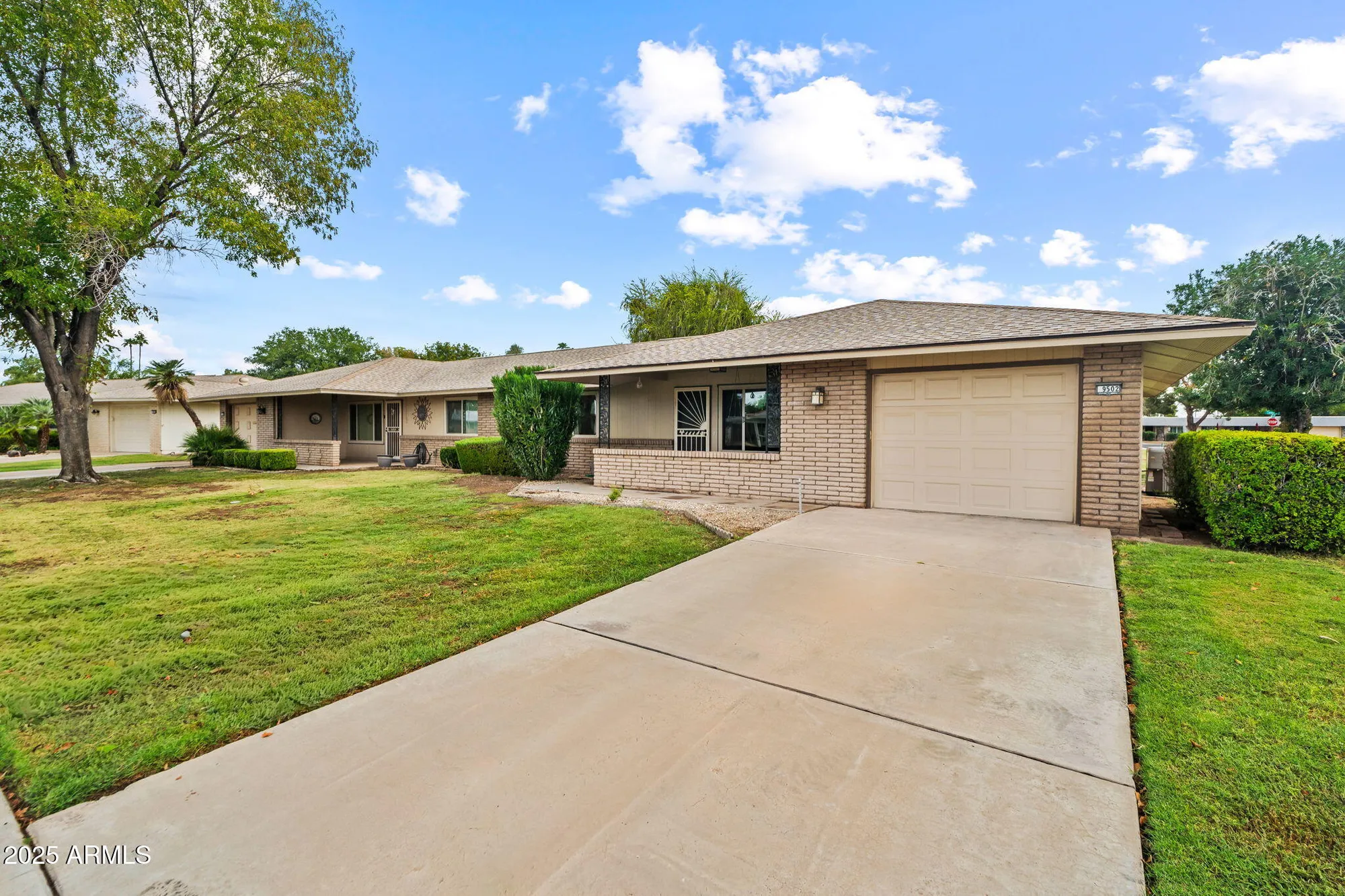 Property Slideshow image 5 of 24 | 9502 w shasta dr, Sun City, AZ, 85351