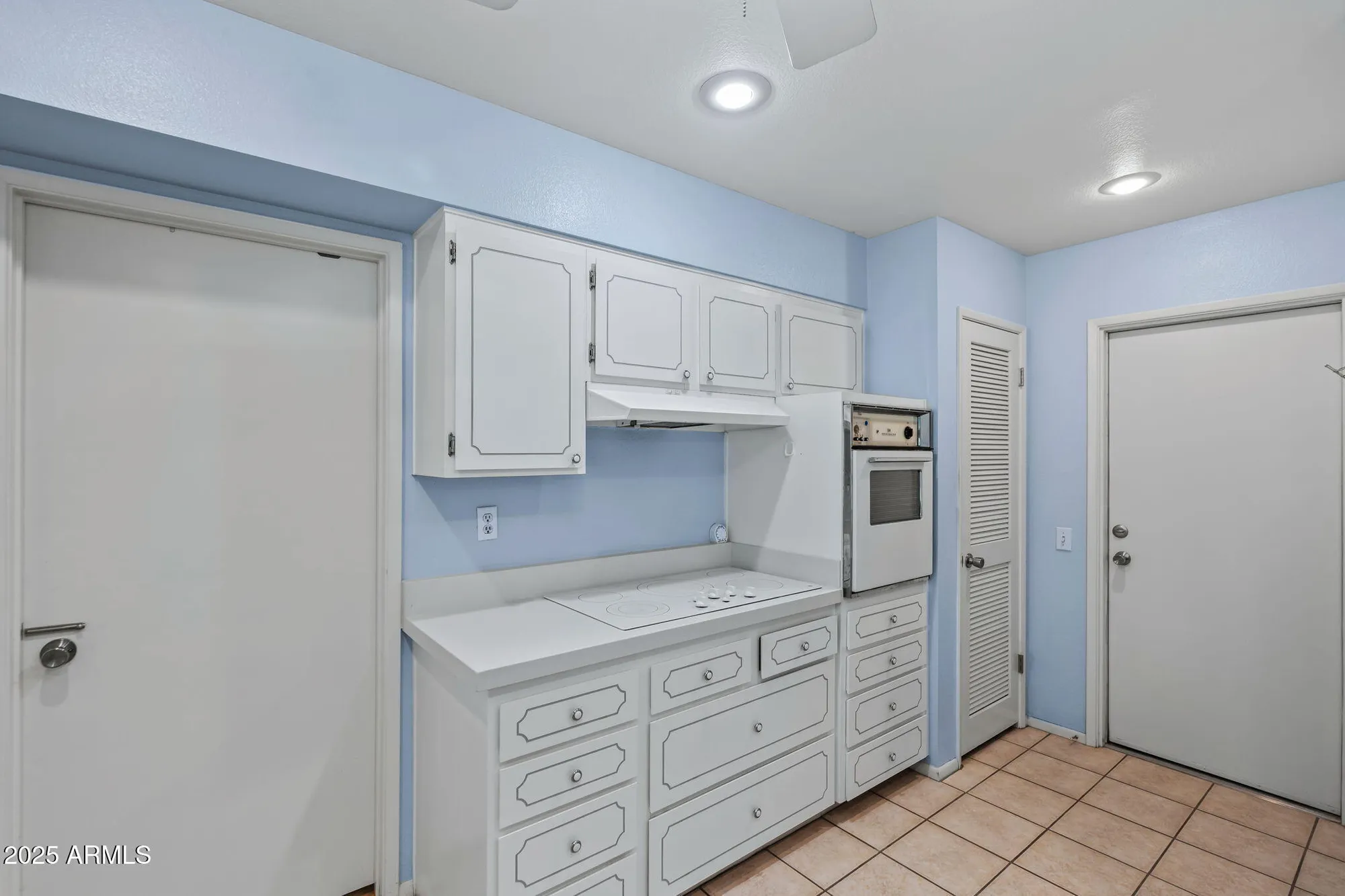 Property Slideshow image 10 of 24 | 9502 w shasta dr, Sun City, AZ, 85351