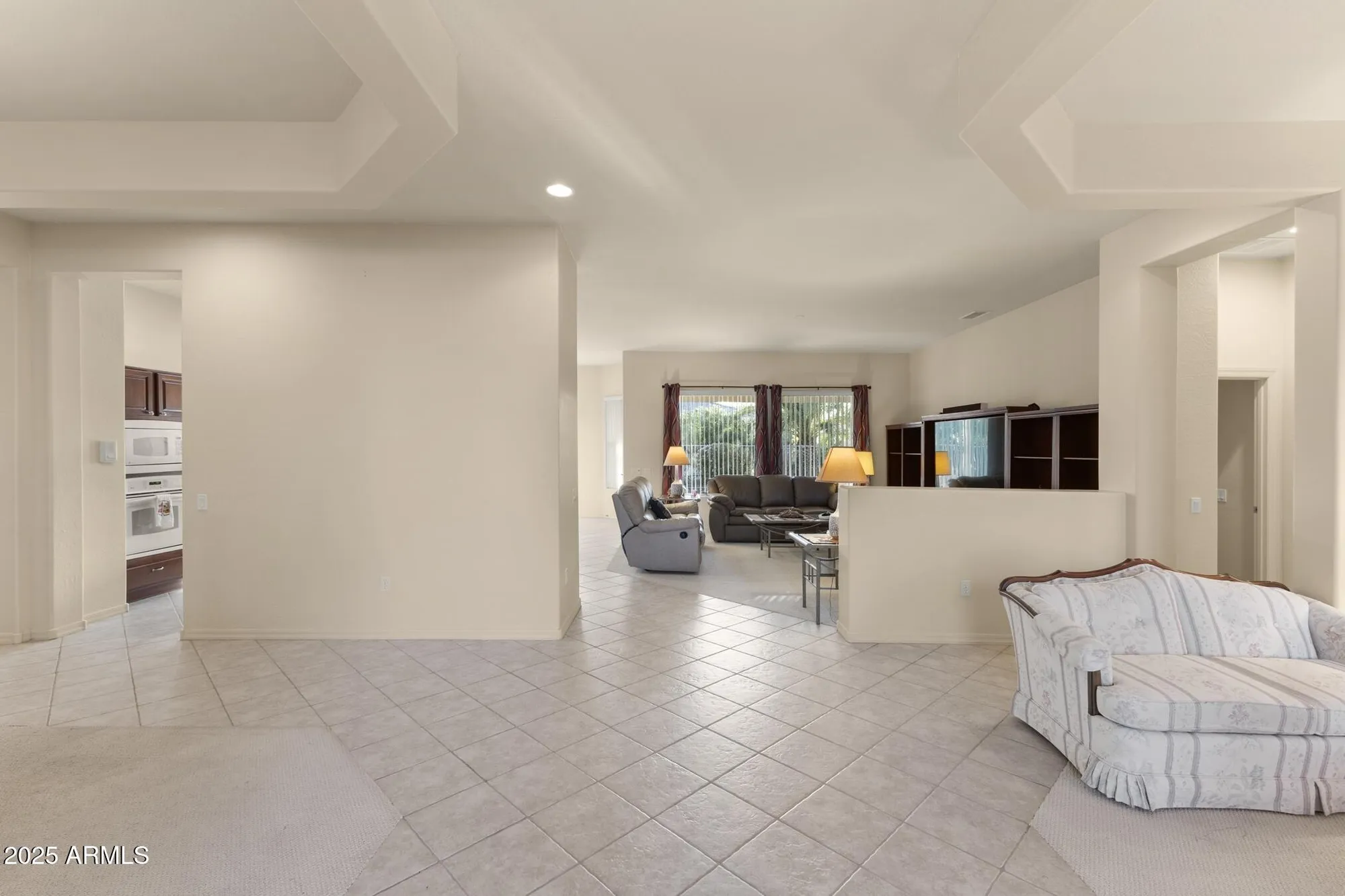 Property Slideshow image 4 of 49 | 16927 w desert blossom way, Surprise, AZ, 85387