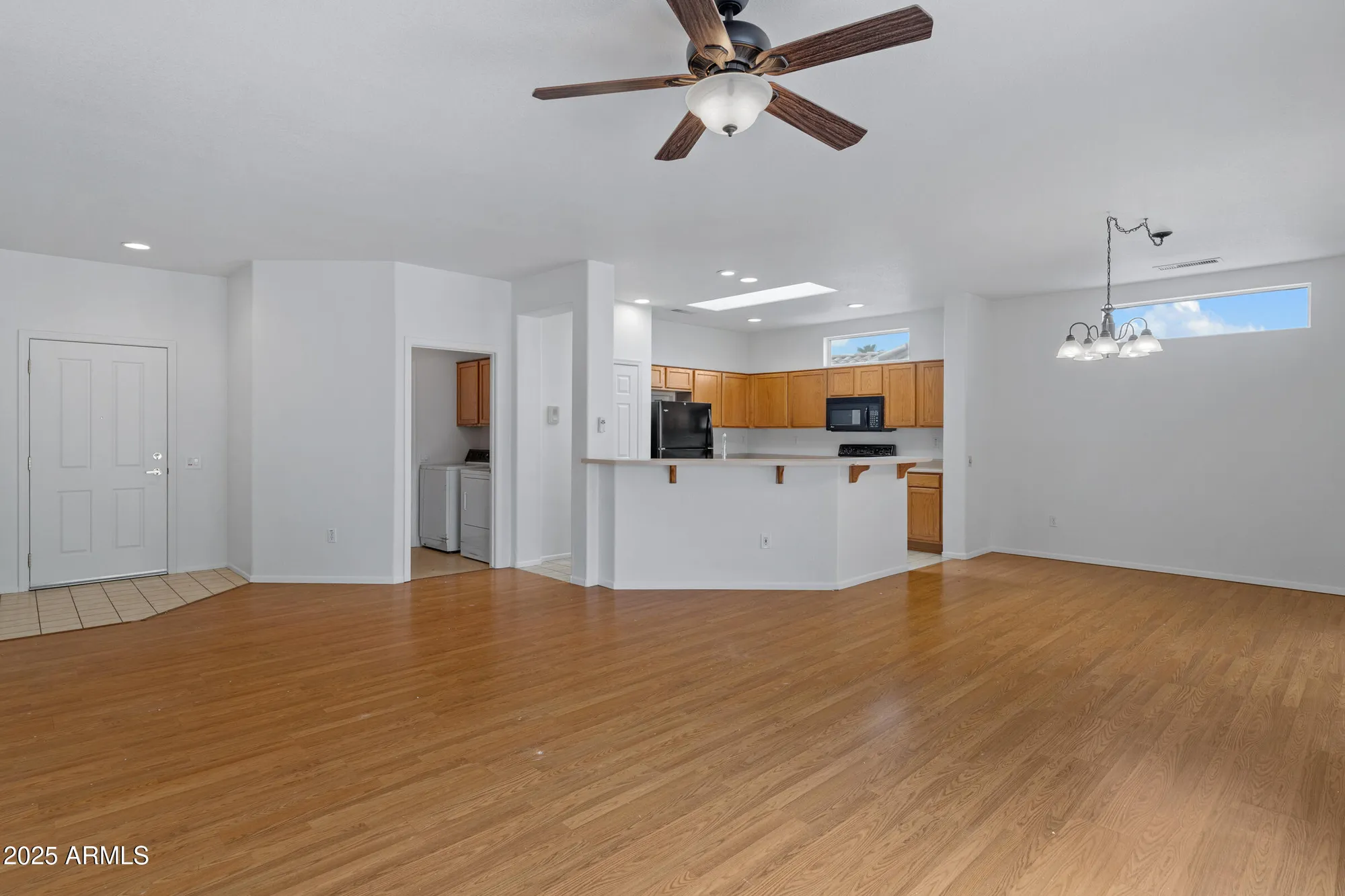 Property Slideshow image 14 of 35 | 16068 w glendora ct, Surprise, AZ, 85374