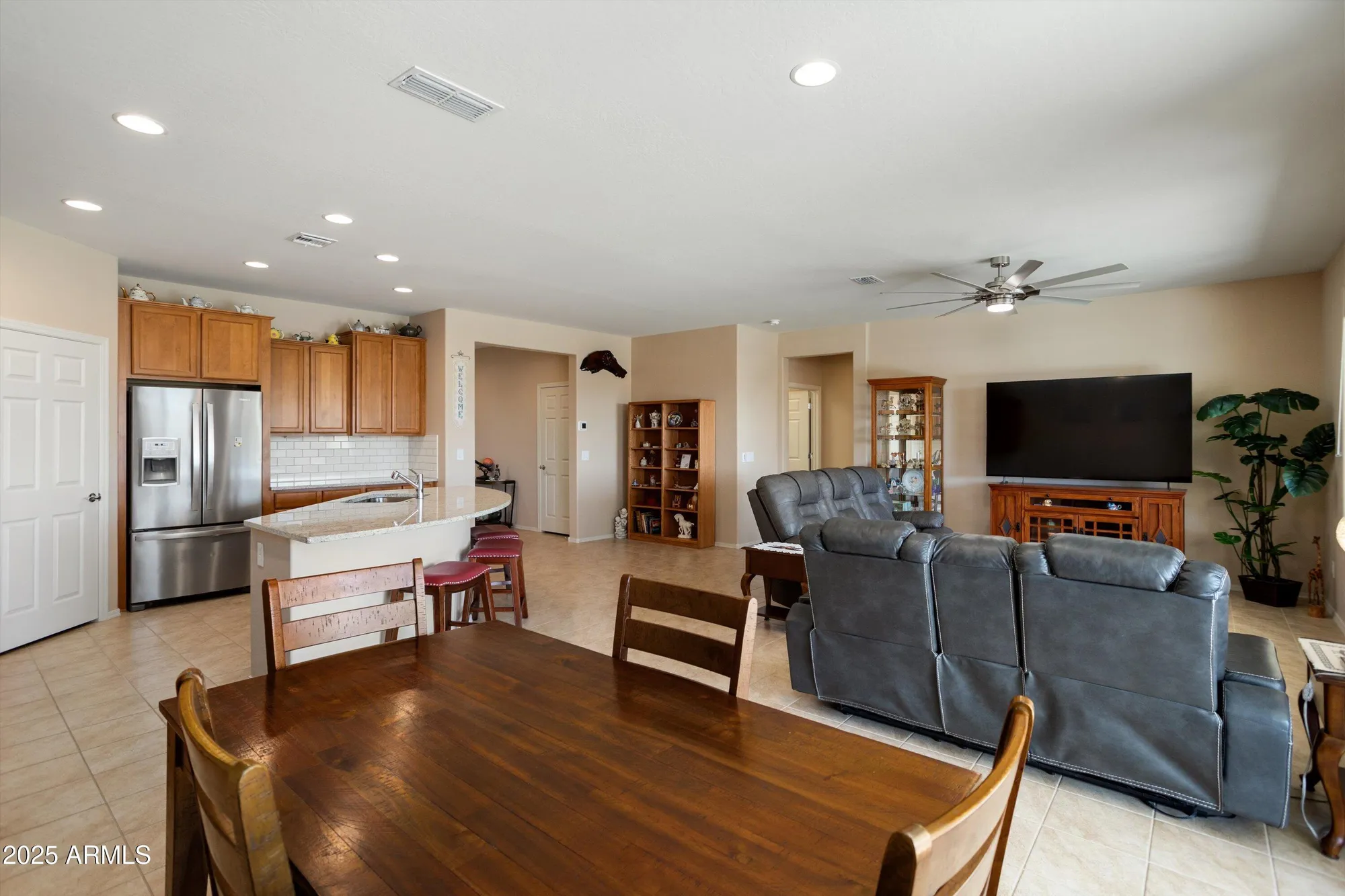 Property Slideshow image 17 of 31 | 27391 w wahalla ln, Buckeye, AZ, 85396