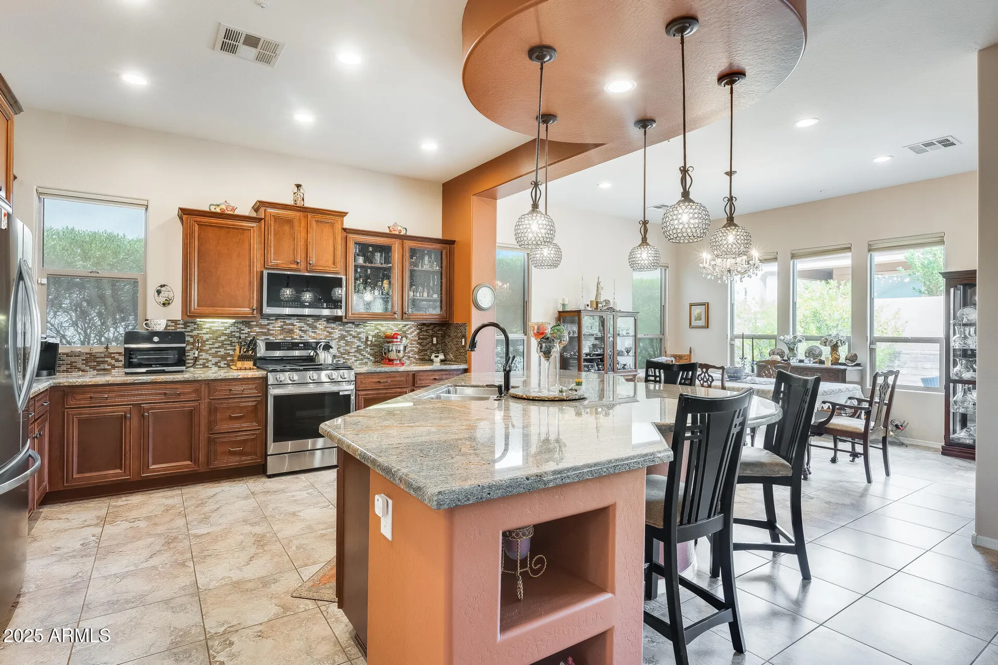 Property Slideshow image 5 of 29 | 12964 w fossil dr, Peoria, AZ, 85383