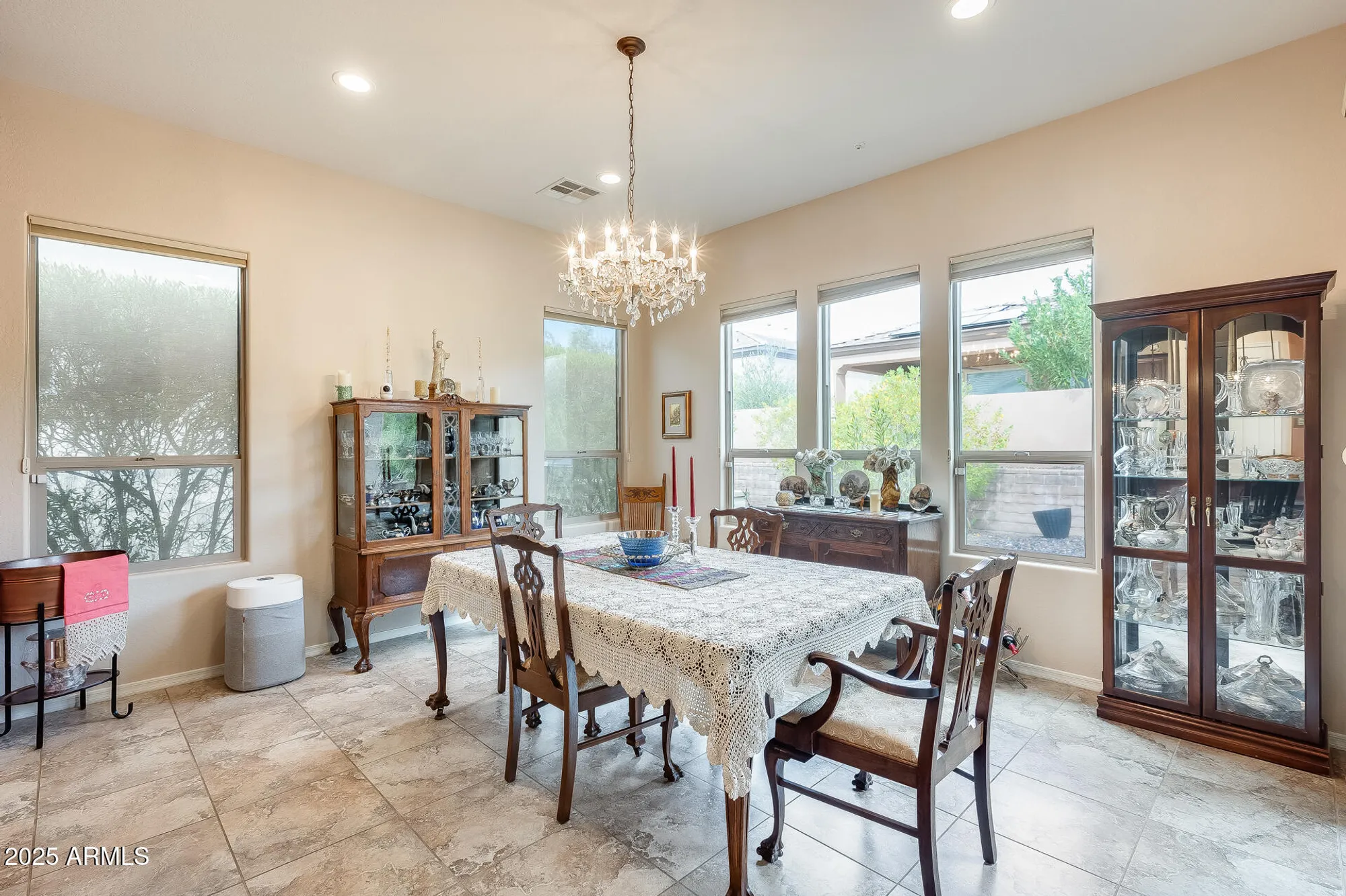 Property Slideshow image 8 of 29 | 12964 w fossil dr, Peoria, AZ, 85383