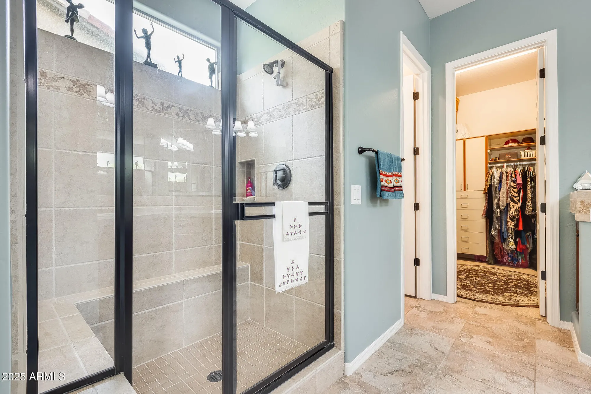 Property Slideshow image 10 of 29 | 12964 w fossil dr, Peoria, AZ, 85383