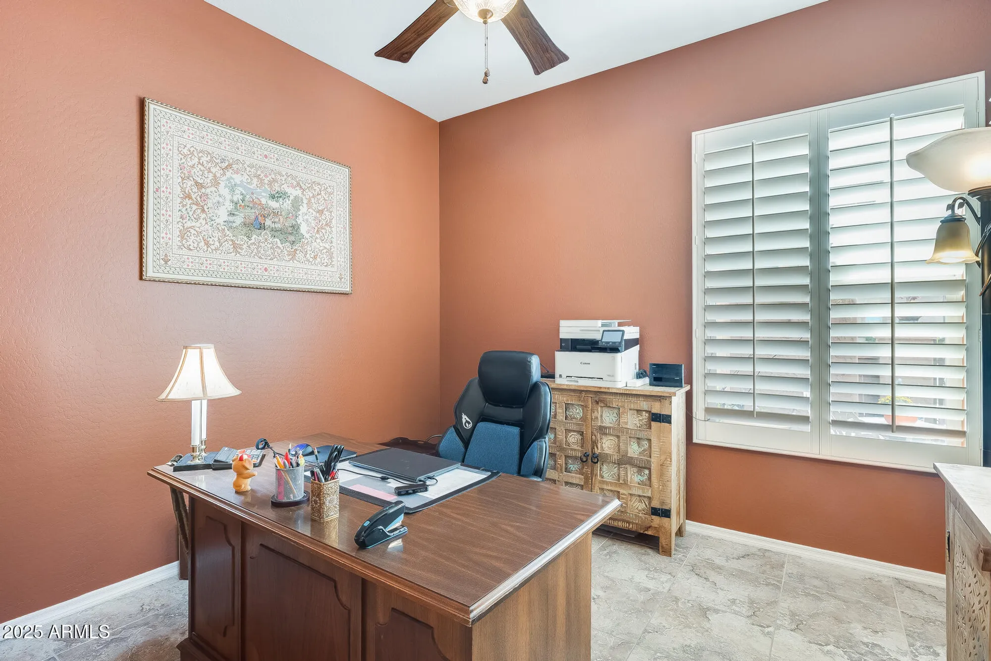 Property Slideshow image 14 of 29 | 12964 w fossil dr, Peoria, AZ, 85383