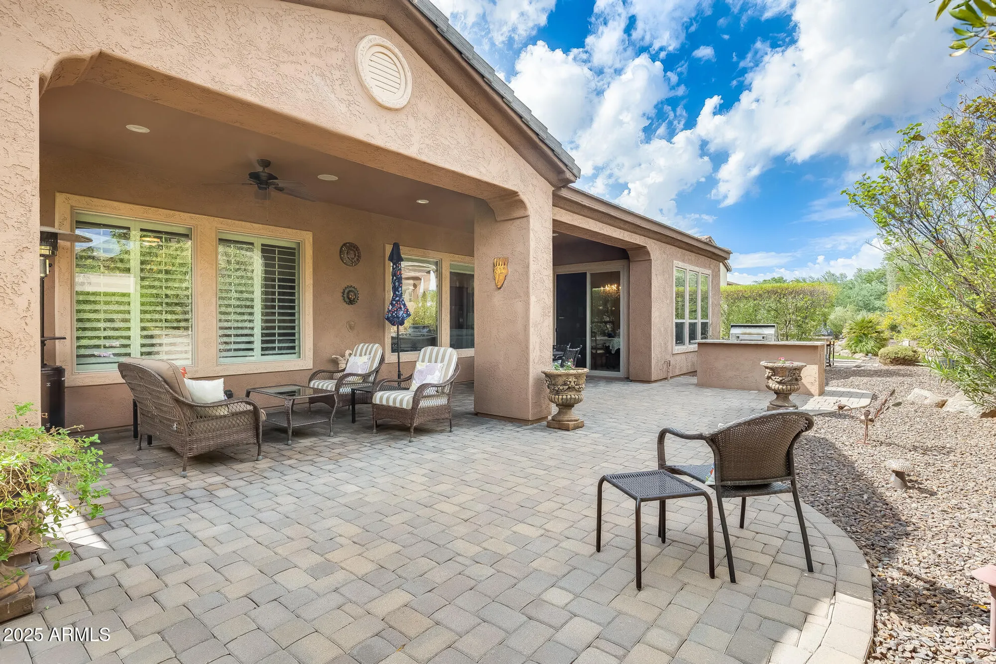 Property Slideshow image 15 of 29 | 12964 w fossil dr, Peoria, AZ, 85383