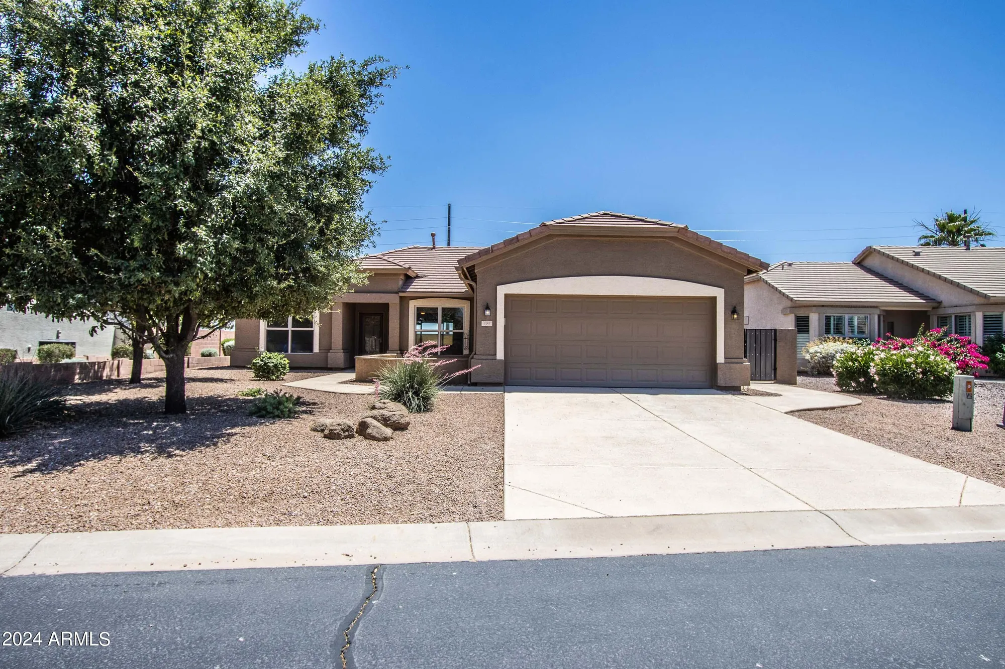 Property Slideshow image 1 of 29 | 3581 e gleneagle pl, Chandler, AZ, 85249
