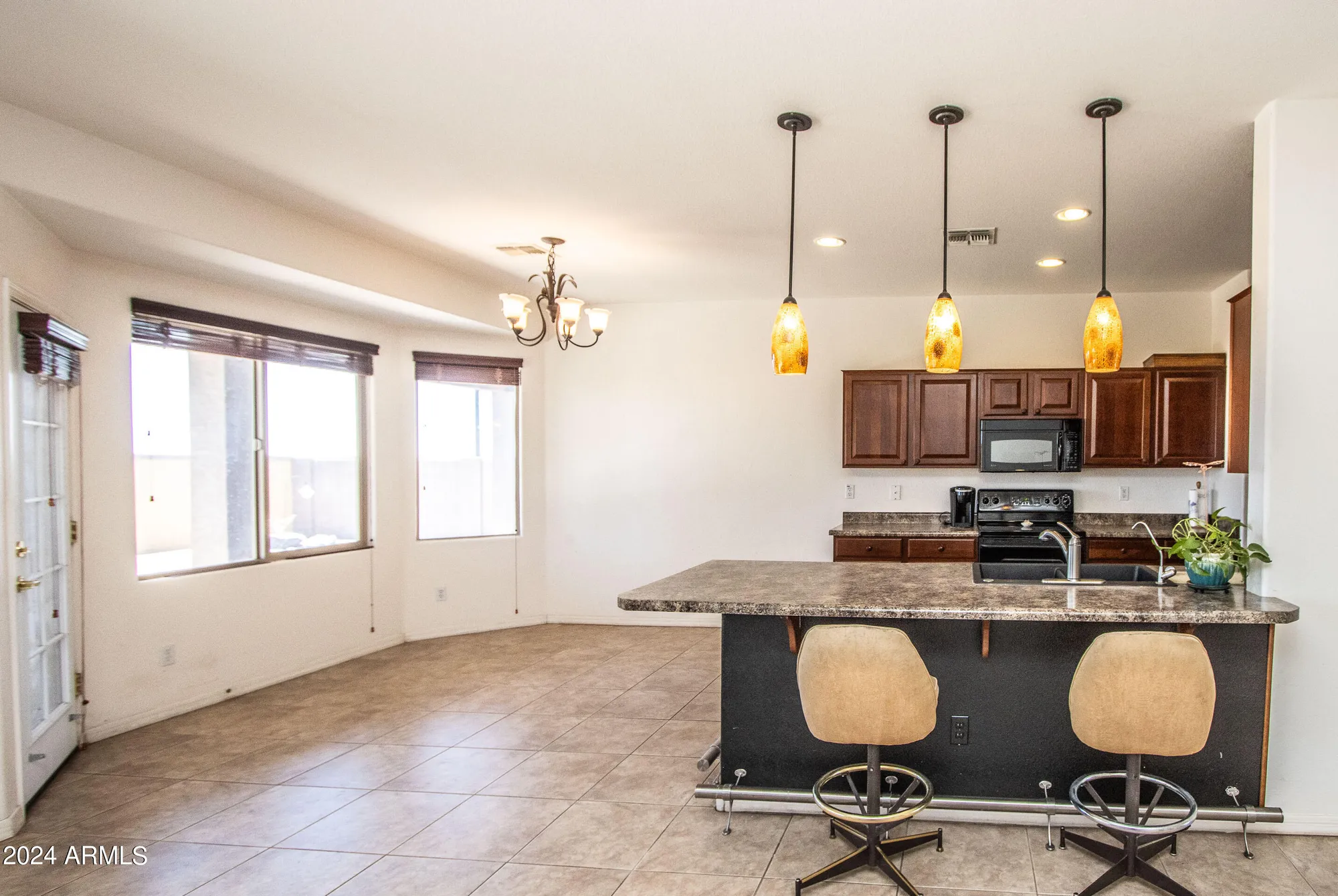 Property Slideshow image 8 of 29 | 3581 e gleneagle pl, Chandler, AZ, 85249