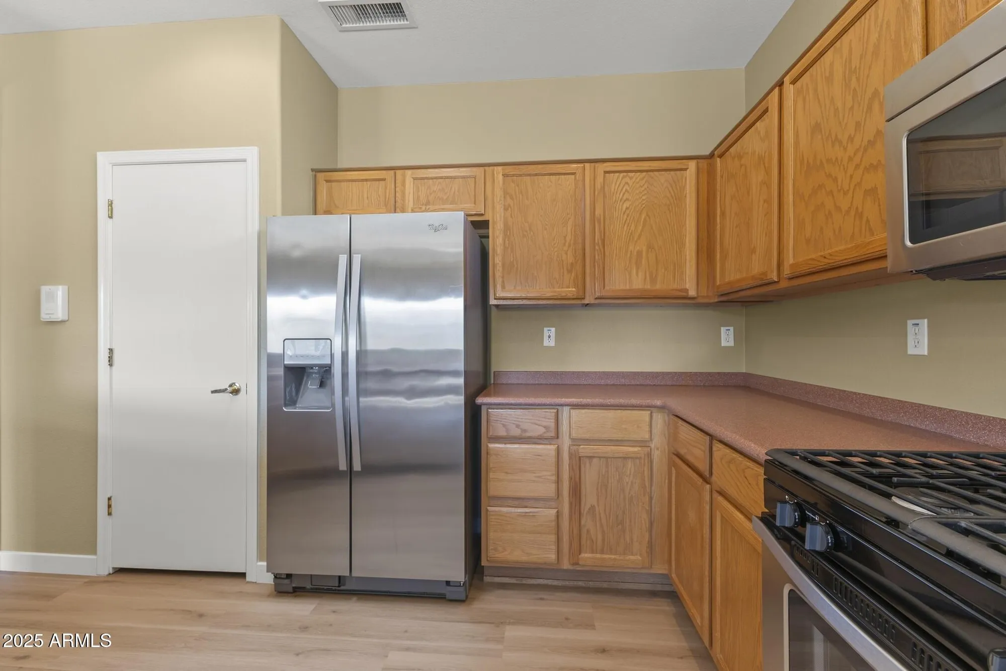 Property Slideshow image 10 of 40 | 17451 n saddle ridge dr, Surprise, AZ, 85374