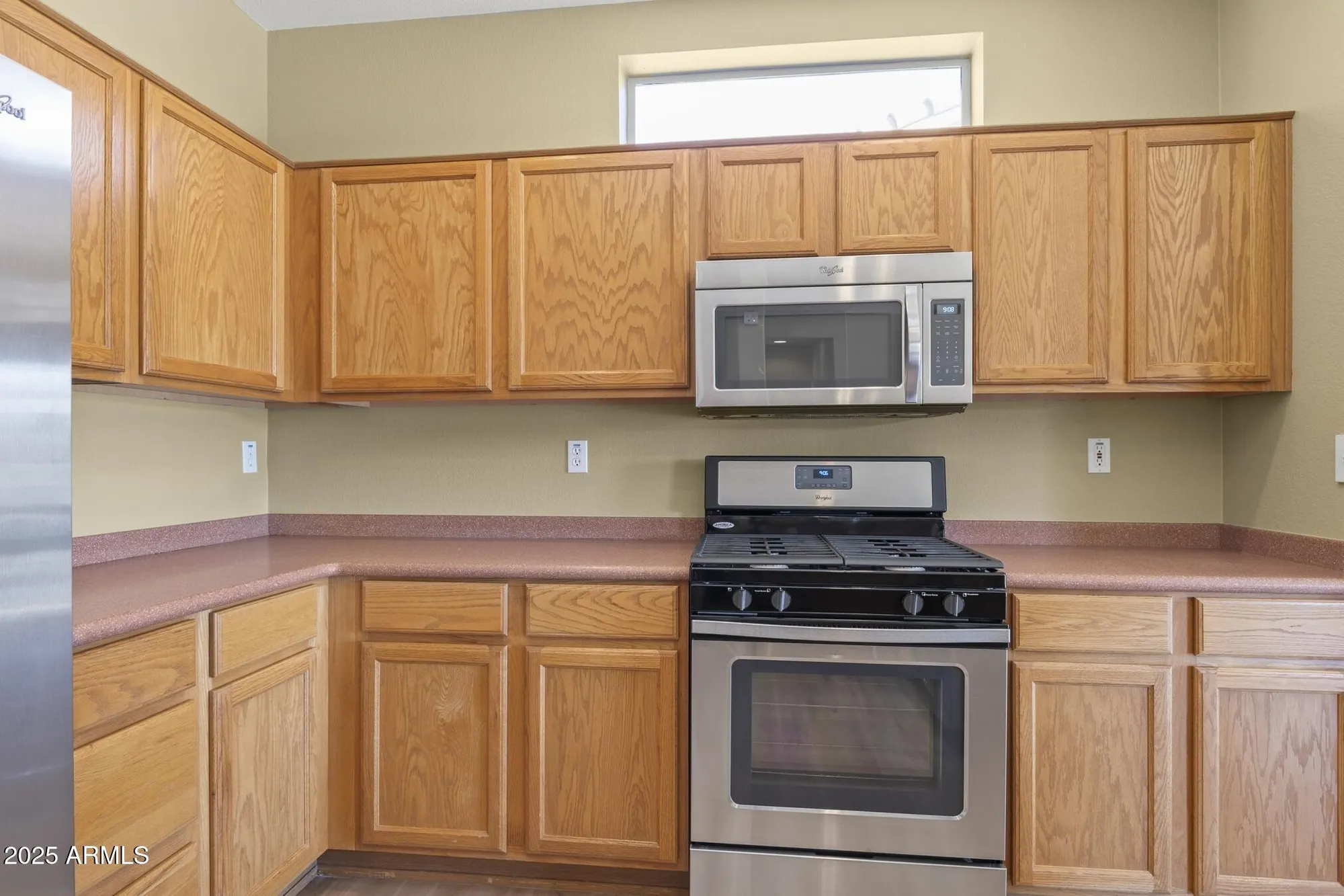 Property Slideshow image 9 of 40 | 17451 n saddle ridge dr, Surprise, AZ, 85374