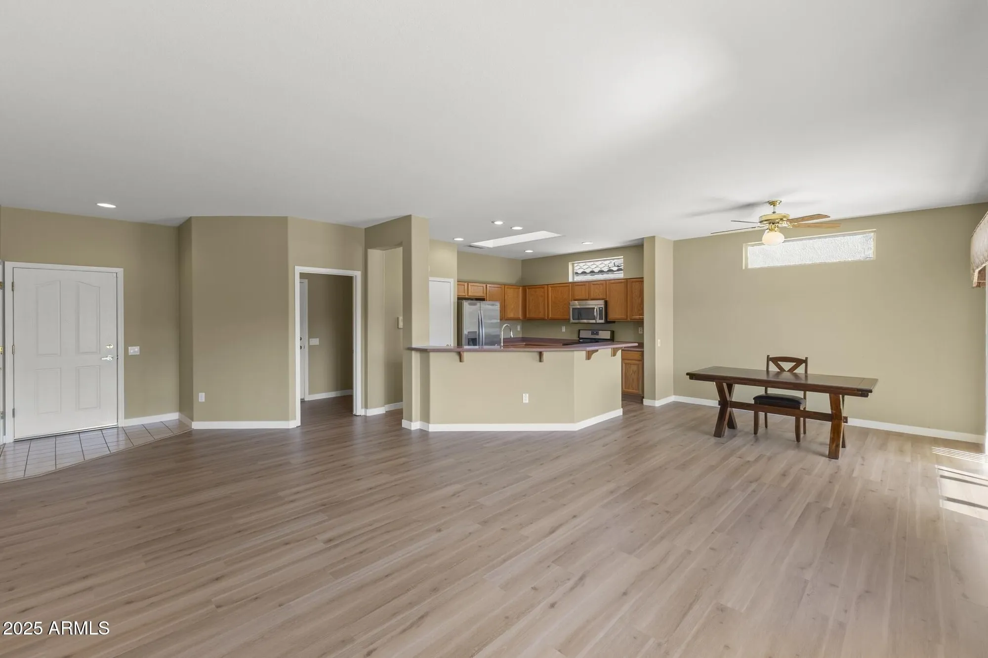 Property Slideshow image 7 of 40 | 17451 n saddle ridge dr, Surprise, AZ, 85374