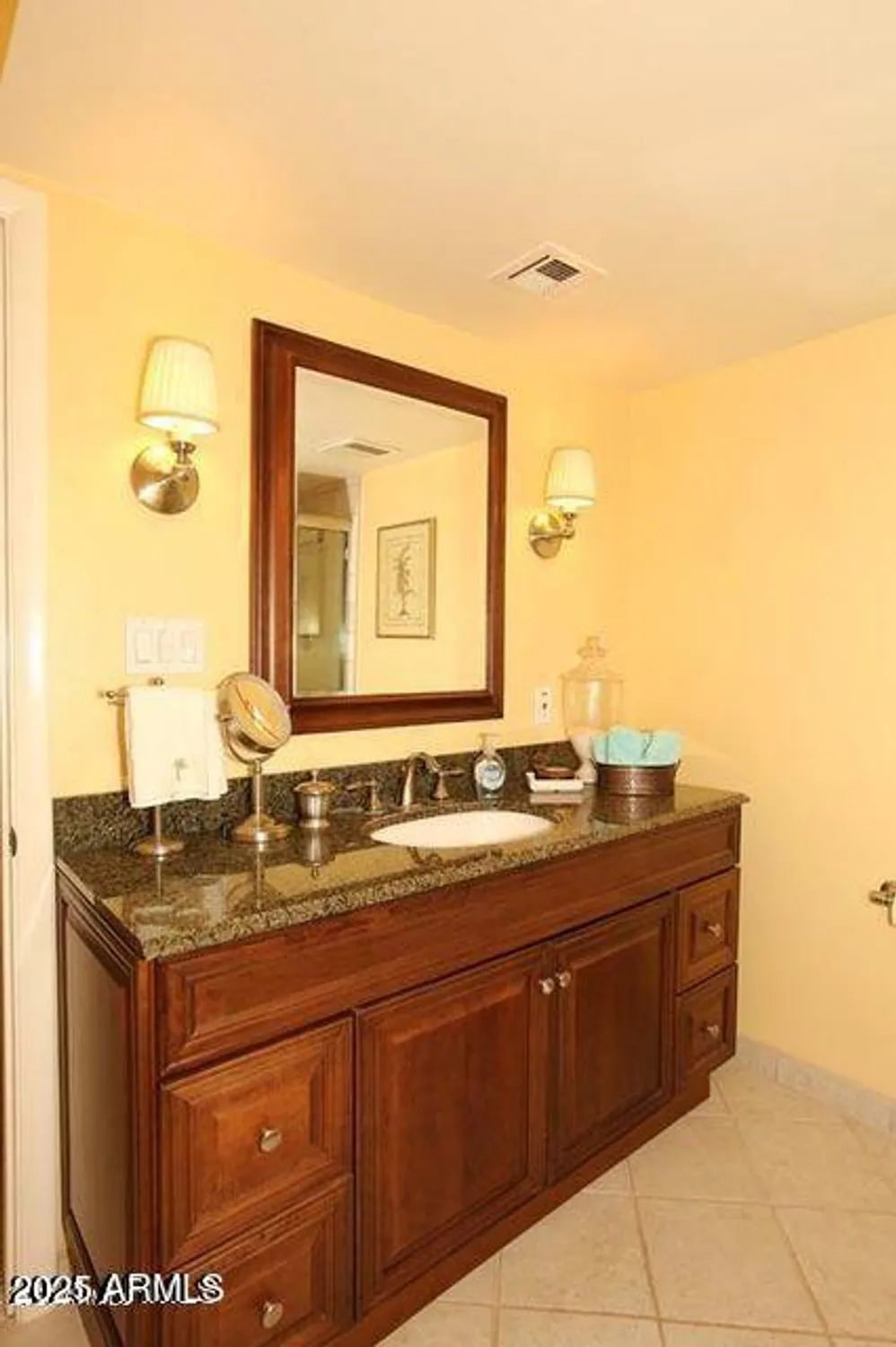 Property Slideshow image 18 of 32 | 7960 e camelback rd 509, Scottsdale, AZ, 85251