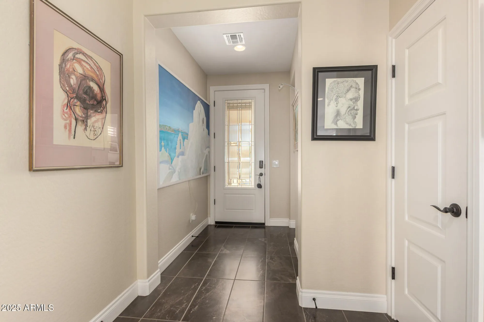 Property Slideshow image 8 of 36 | 943 e cobble stone dr, Queen Creek, AZ, 85140