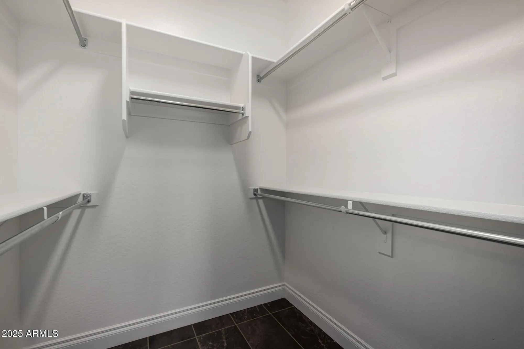 Property Slideshow image 11 of 36 | 943 e cobble stone dr, Queen Creek, AZ, 85140