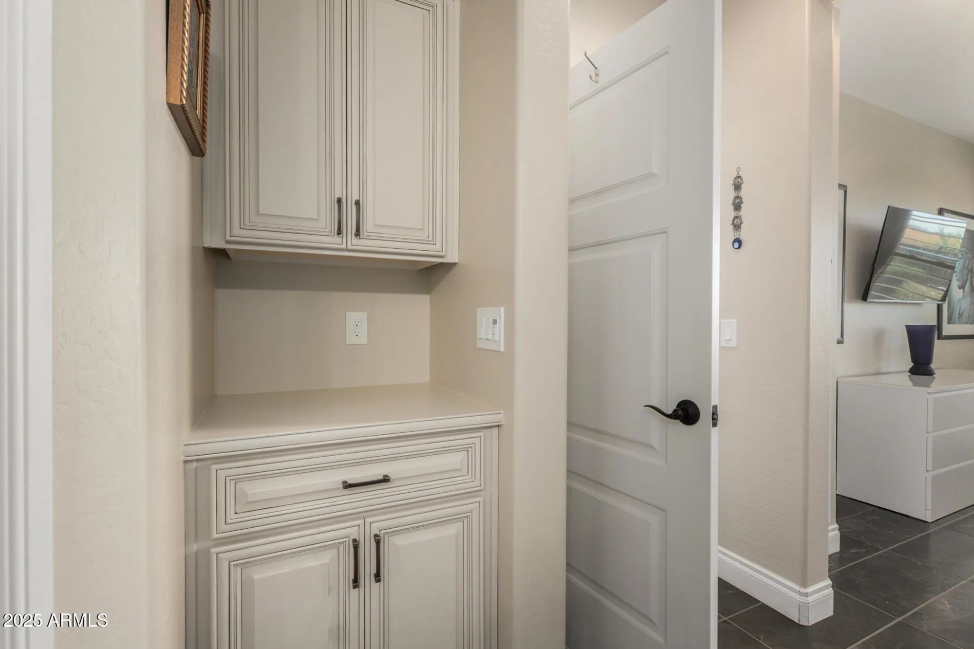 Property Slideshow image 23 of 36 | 943 e cobble stone dr, Queen Creek, AZ, 85140