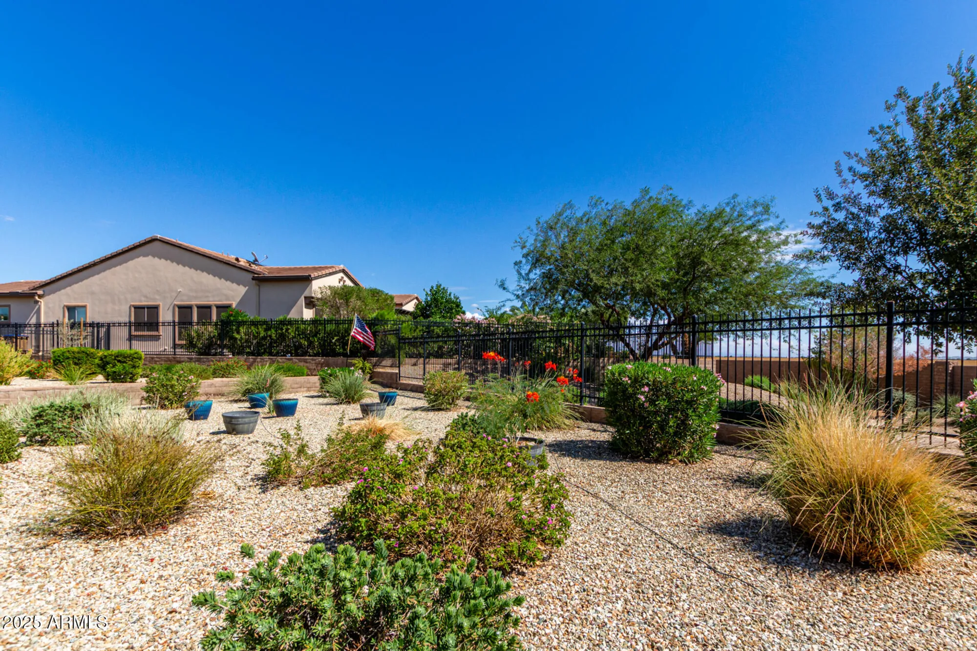 Property Slideshow image 29 of 36 | 943 e cobble stone dr, Queen Creek, AZ, 85140