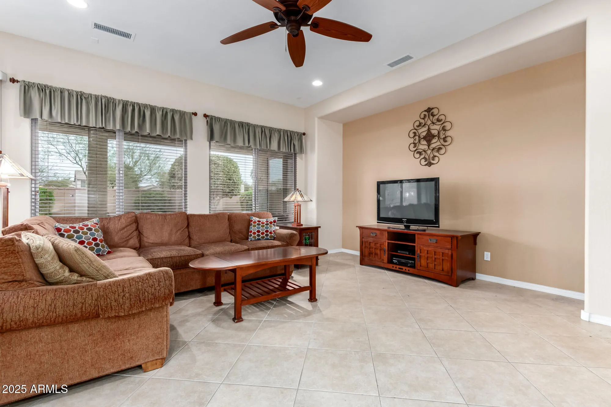 Property Slideshow image 12 of 45 | 20359 n 262nd dr, Buckeye, AZ, 85396