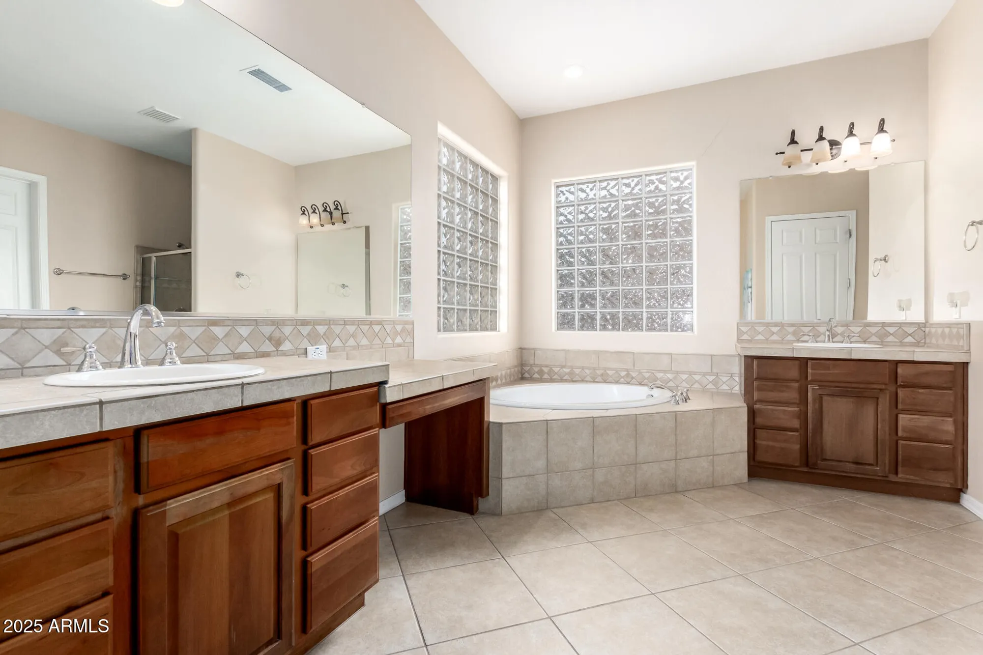 Property Slideshow image 21 of 45 | 20359 n 262nd dr, Buckeye, AZ, 85396