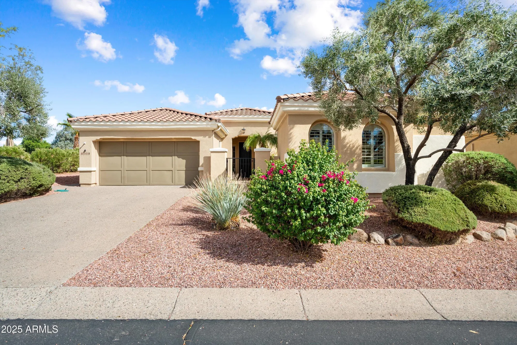 Property Slideshow image 7 of 102 | 23225 n hank raymond dr, Sun City West, AZ, 85375