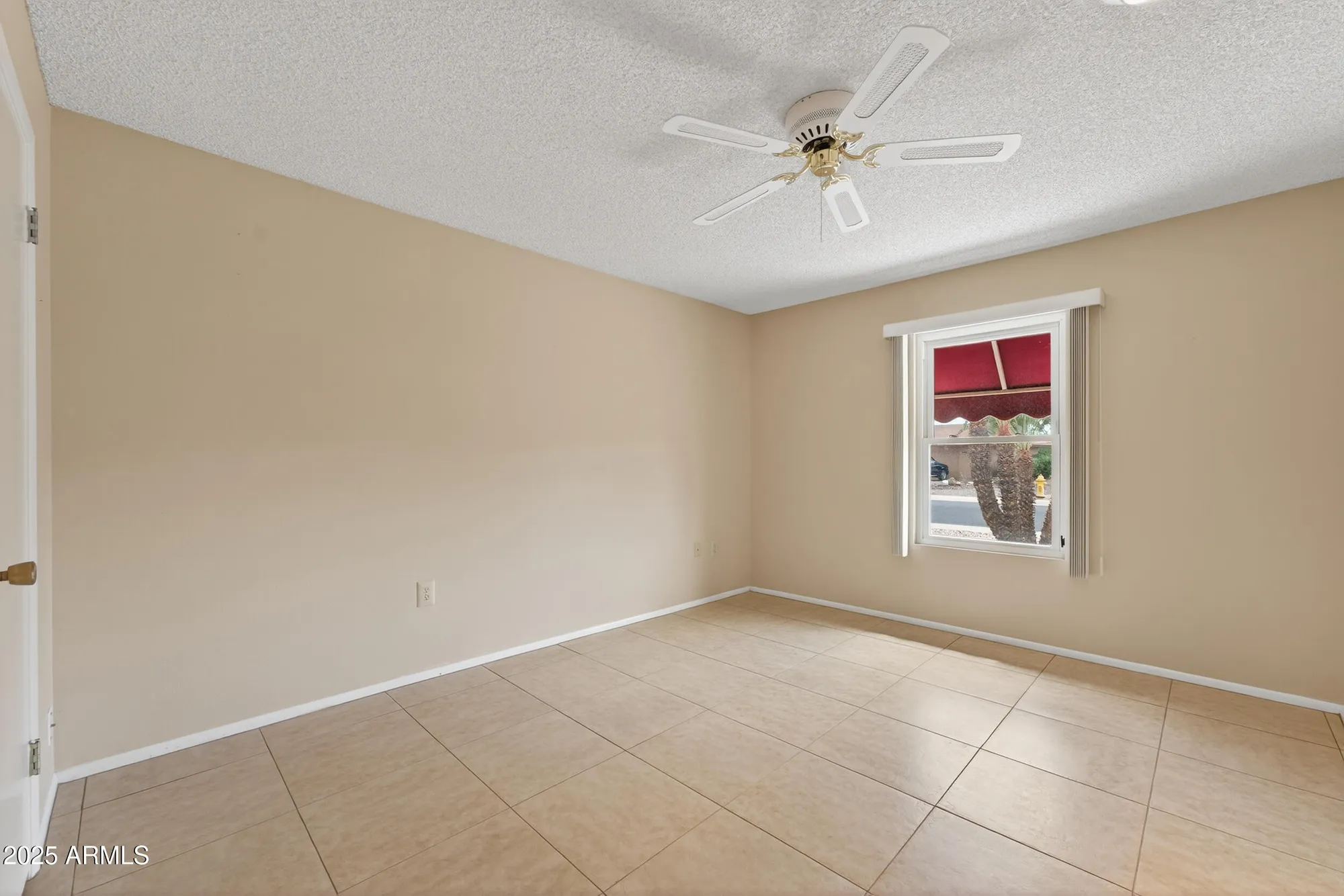 Property Slideshow image 18 of 46 | 16829 n orchard hills dr, Sun City, AZ, 85351