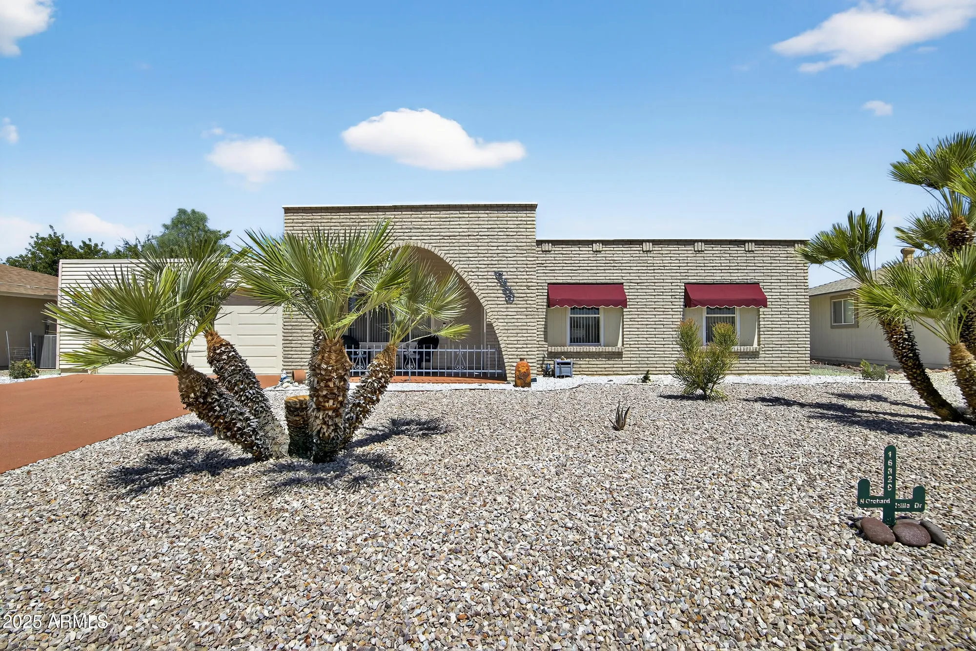 Property Slideshow image 1 of 46 | 16829 n orchard hills dr, Sun City, AZ, 85351
