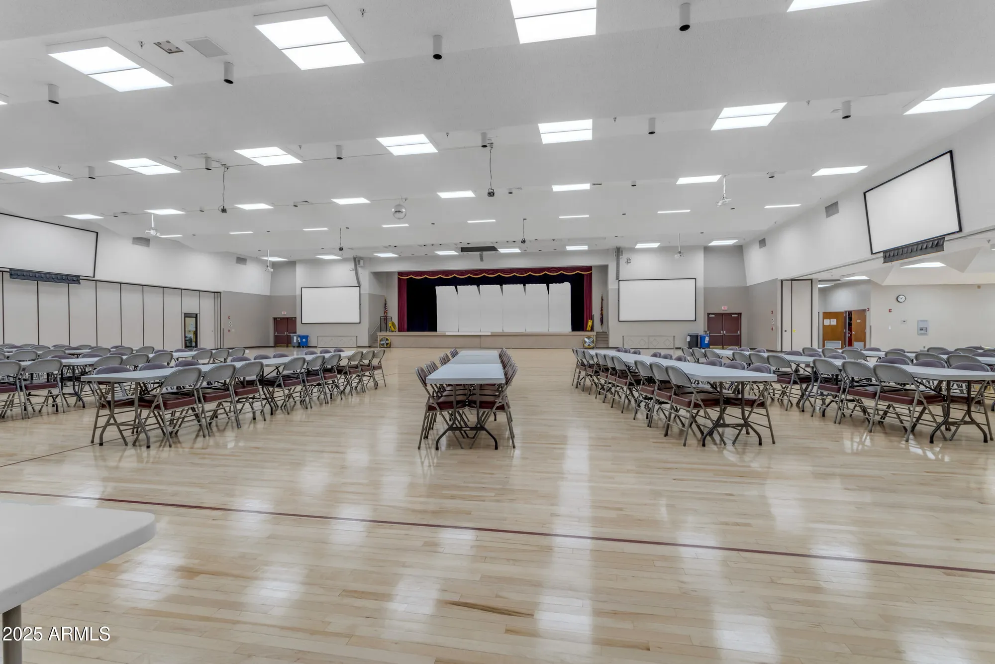 Property Slideshow image 34 of 46 | 16829 n orchard hills dr, Sun City, AZ, 85351