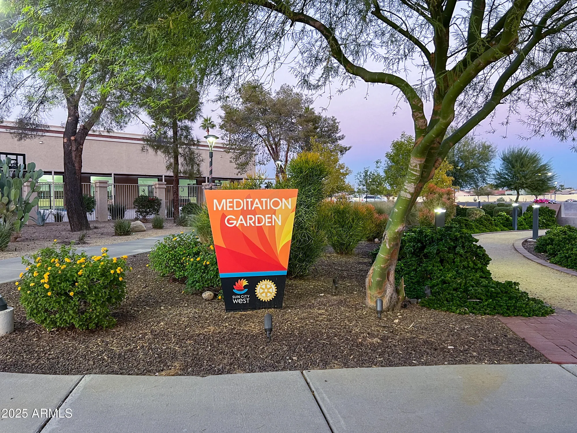 Property Slideshow image 44 of 46 | 16829 n orchard hills dr, Sun City, AZ, 85351