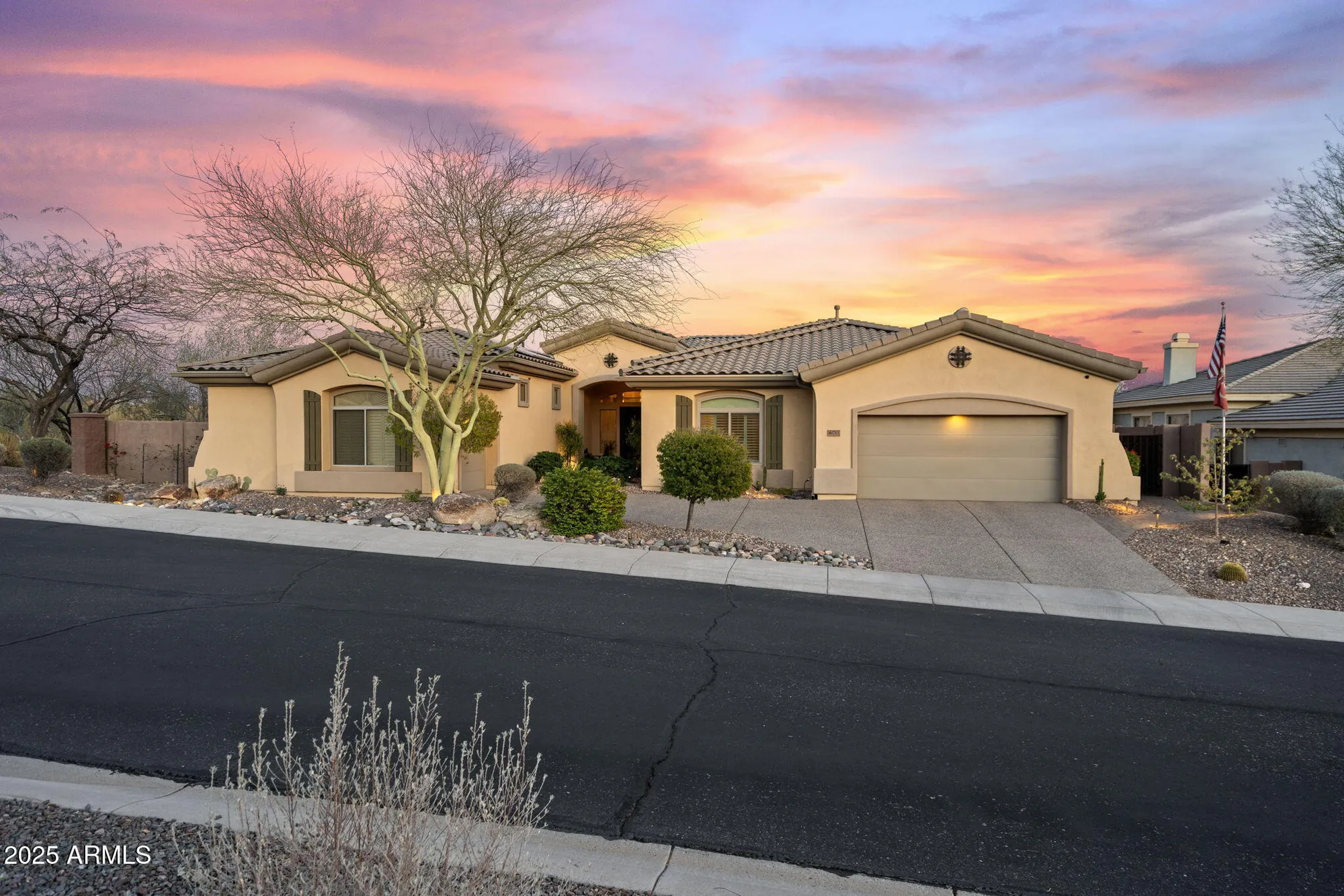 Property Slideshow image 1 of 39 | 41711 n pinion hills ct, Anthem, AZ, 85086