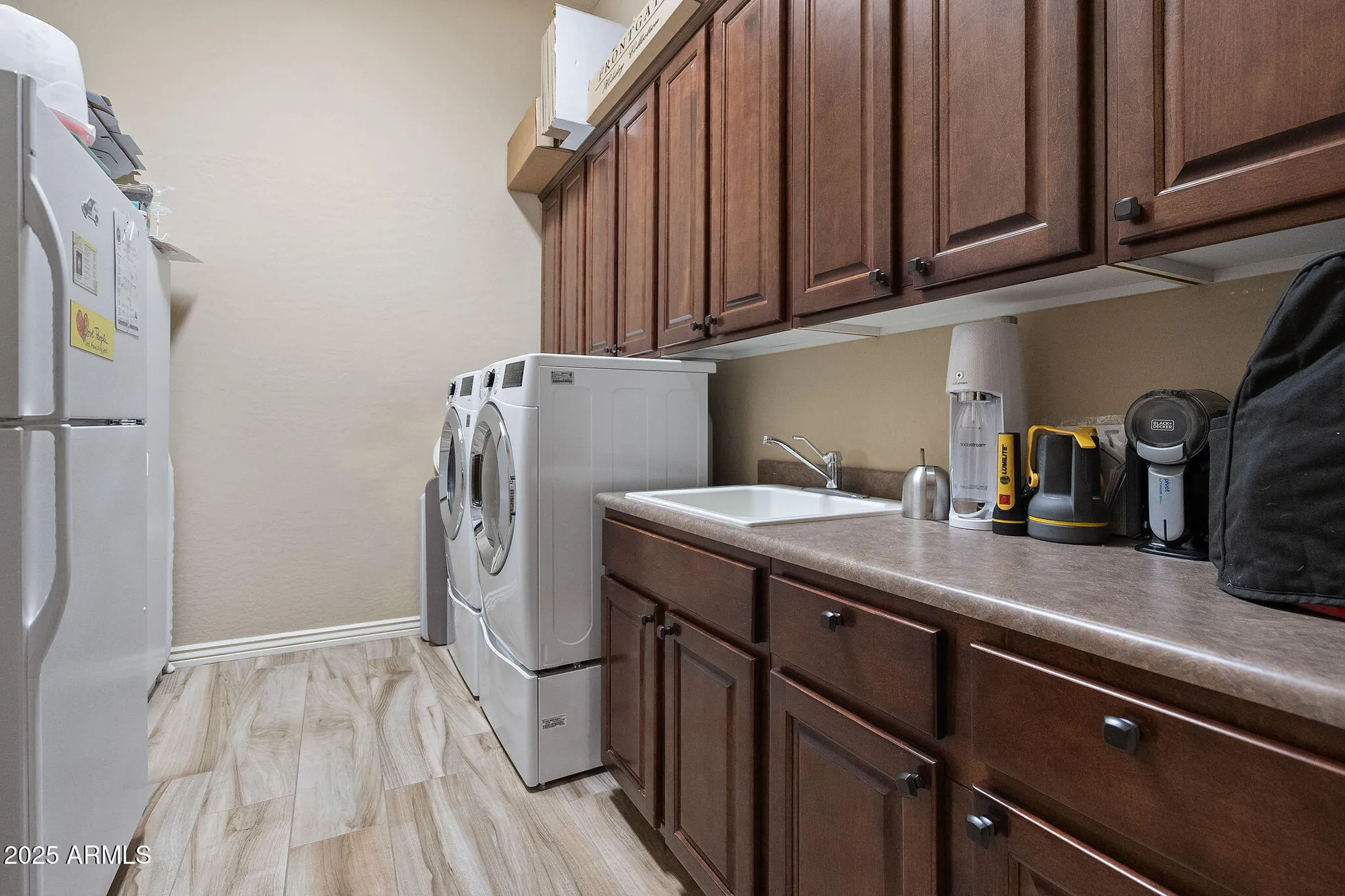 Property Slideshow image 23 of 39 | 41711 n pinion hills ct, Anthem, AZ, 85086