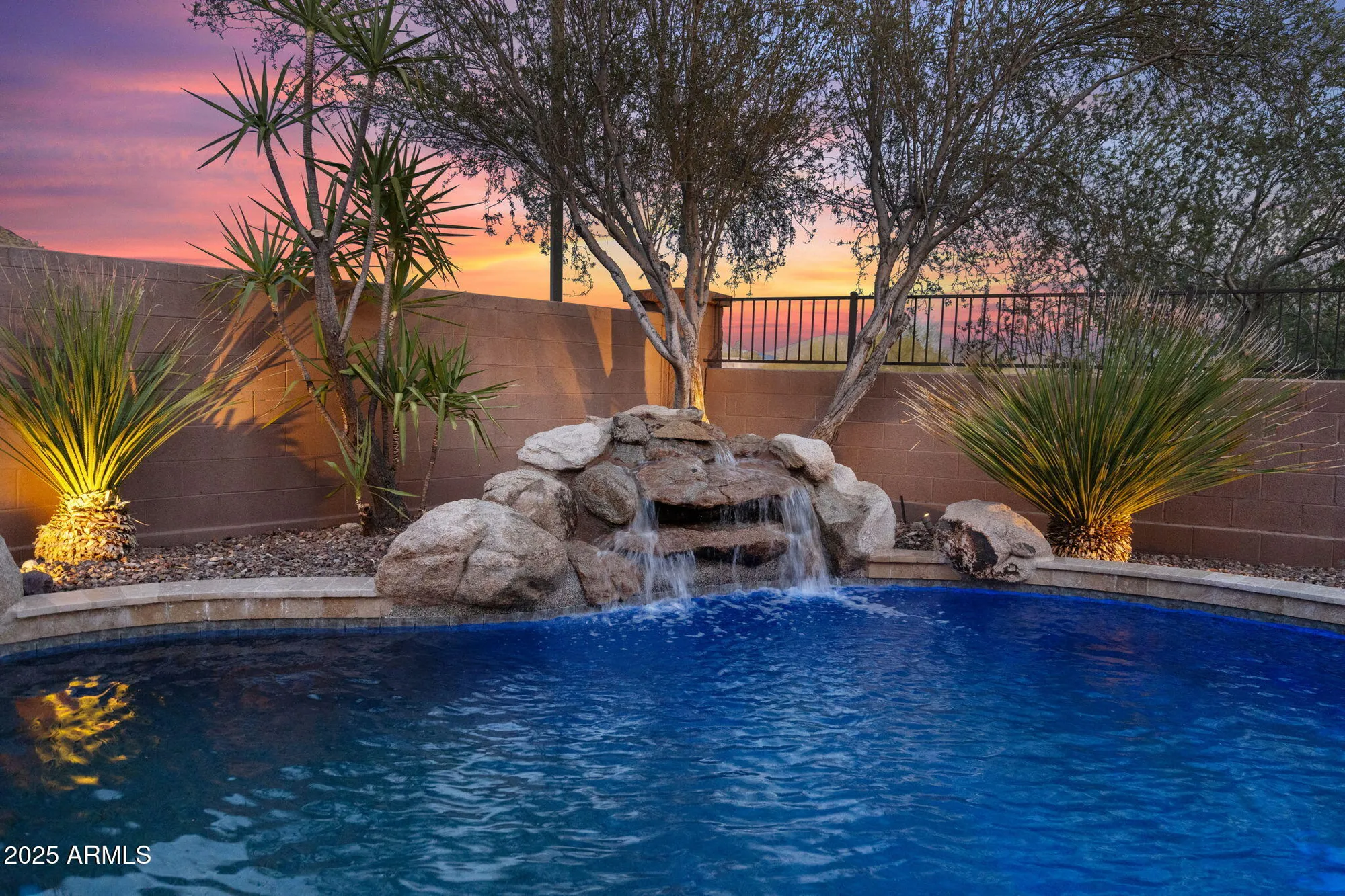 Property Slideshow image 28 of 39 | 41711 n pinion hills ct, Anthem, AZ, 85086