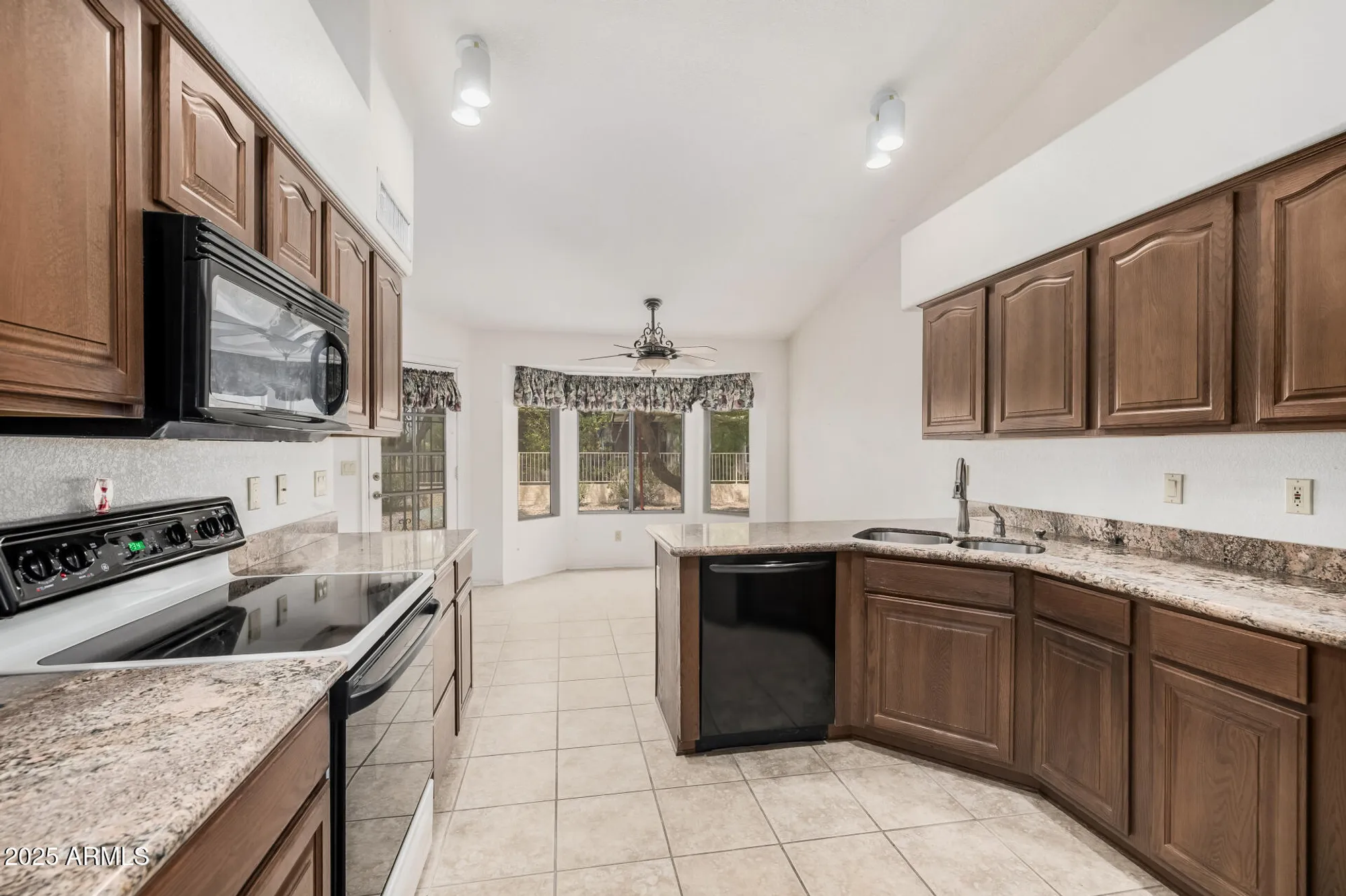 Property Slideshow image 10 of 24 | 8510 e brittle bush rd, Gold Canyon, AZ, 85118