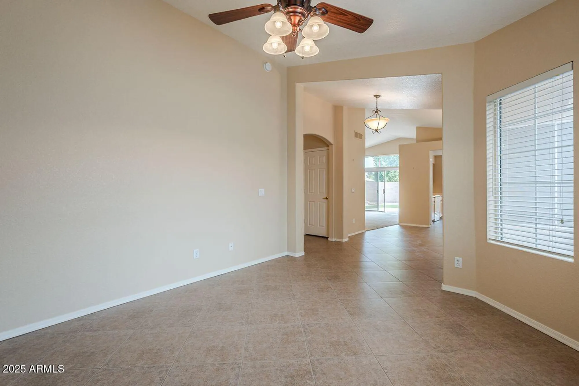 Property Slideshow image 10 of 60 | 10722 w irma ln, Peoria, AZ, 85373