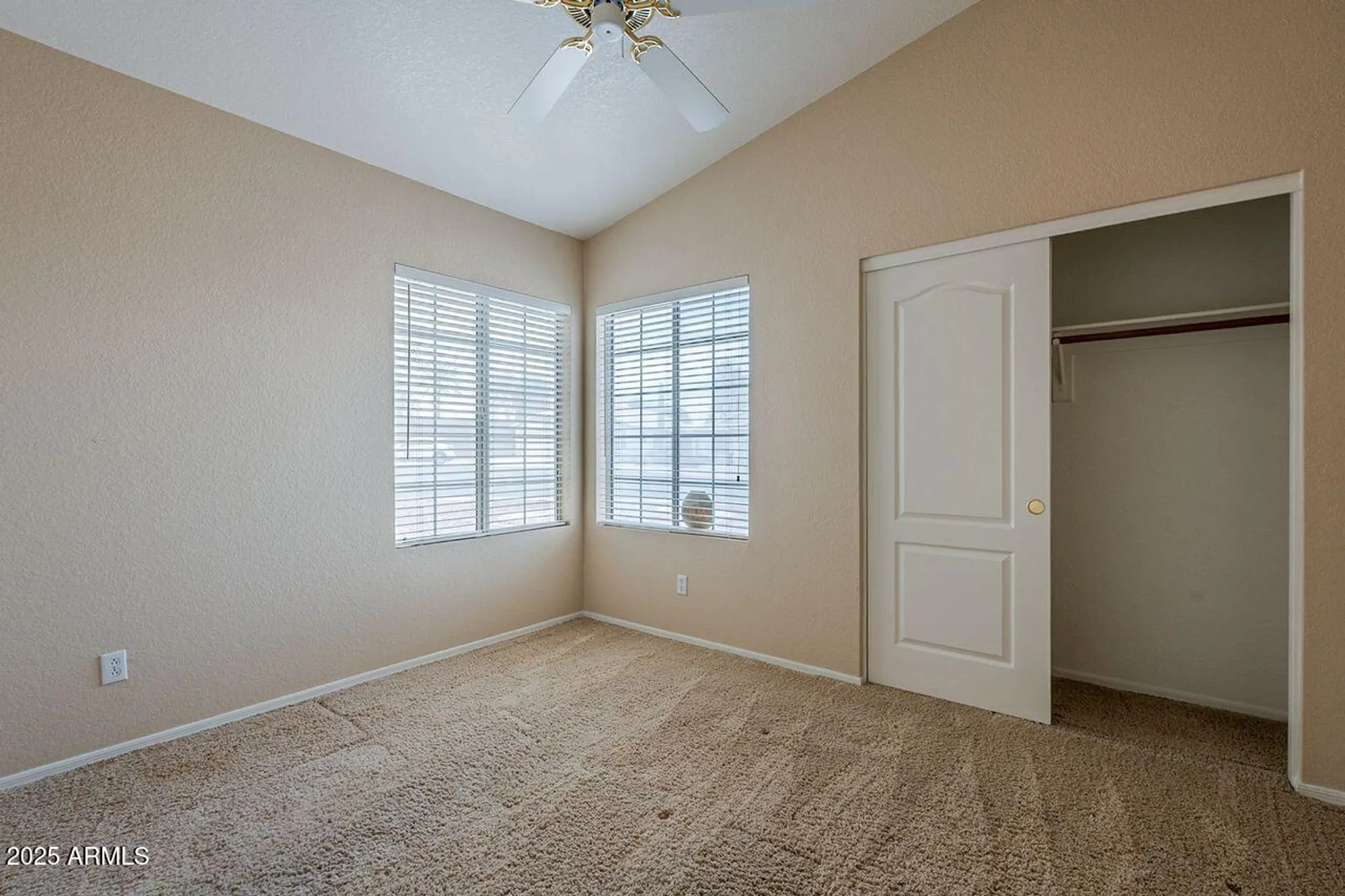 Property Slideshow image 16 of 60 | 10722 w irma ln, Peoria, AZ, 85373